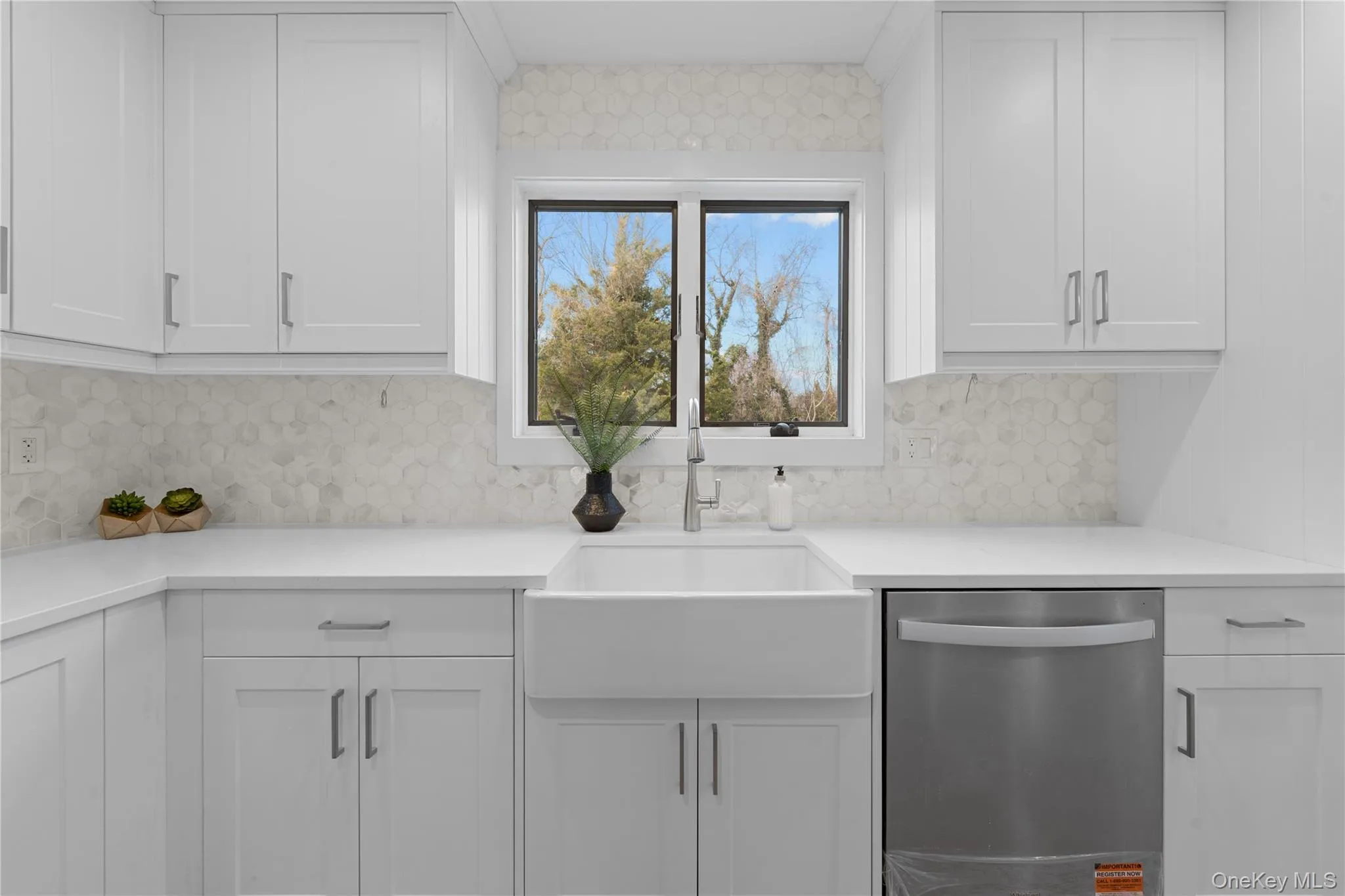 3 Indian Valley Road, Brookhaven, NY, 5 Bedrooms Bedrooms, 15 Rooms Rooms,3 BathroomsBathrooms,Residential,For Rent,Indian Valley,0,KEY1009297 3 Indian Valley Road, Brookhaven, NY, 5 Bedrooms Bedrooms, 15 Rooms Rooms,3 BathroomsBathrooms,Residential,For Rent,Indian Valley,0,KEY1009297
