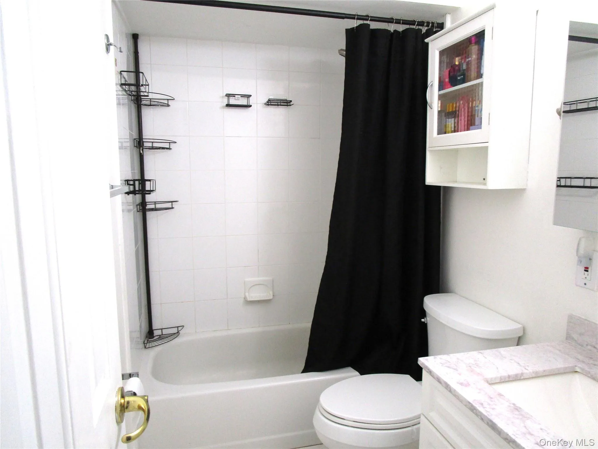 Full Bathroom Full Bathroom