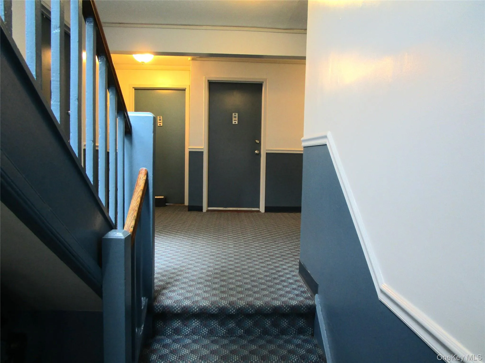 Vestibule Entrance Area in Building Vestibule Entrance Area in Building