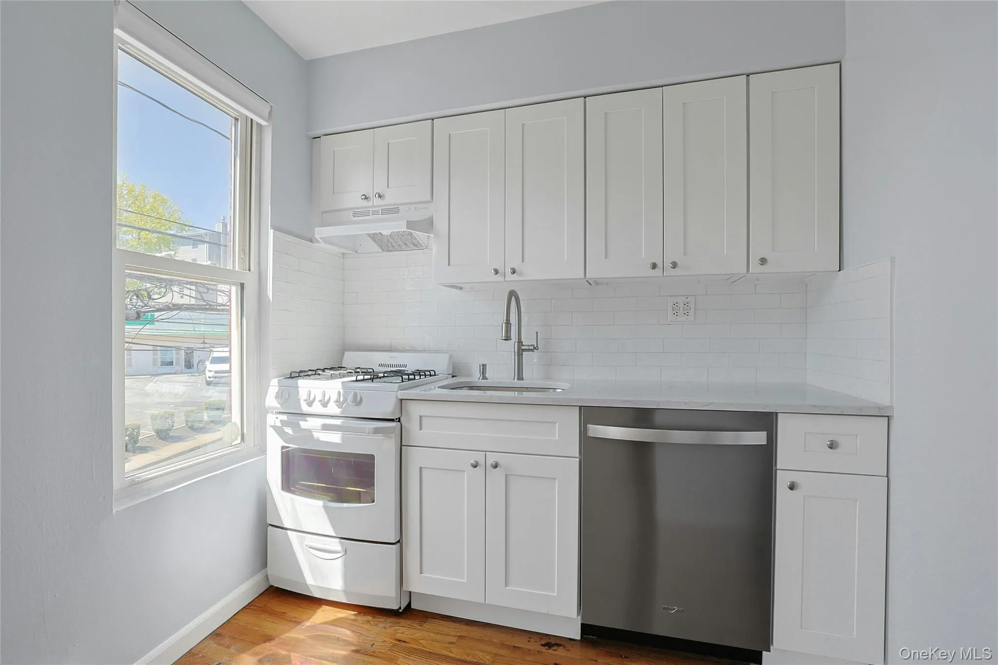 202 Main, Orangetown, NY, 2 Bedrooms Bedrooms, 6 Rooms Rooms,1 BathroomBathrooms,Residential Lease,For Rent,Main,0,1009300 202 Main, Orangetown, NY, 2 Bedrooms Bedrooms, 6 Rooms Rooms,1 BathroomBathrooms,Residential Lease,For Rent,Main,0,1009300