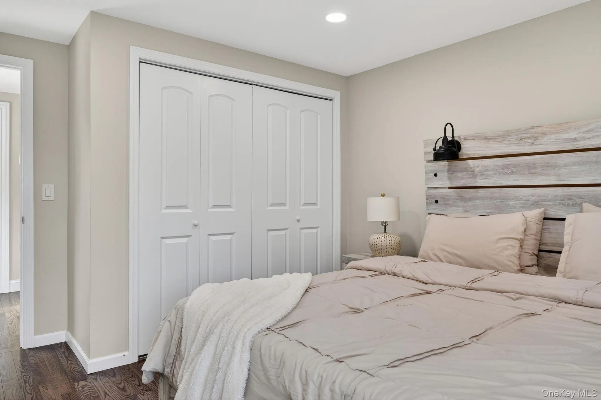 99 Kuhl Avenue, Oyster Bay, NY, 4 Bedrooms Bedrooms, 8 Rooms Rooms,4 BathroomsBathrooms,Residential,For Rent,Kuhl,0,1009307 99 Kuhl Avenue, Oyster Bay, NY, 4 Bedrooms Bedrooms, 8 Rooms Rooms,4 BathroomsBathrooms,Residential,For Rent,Kuhl,0,1009307