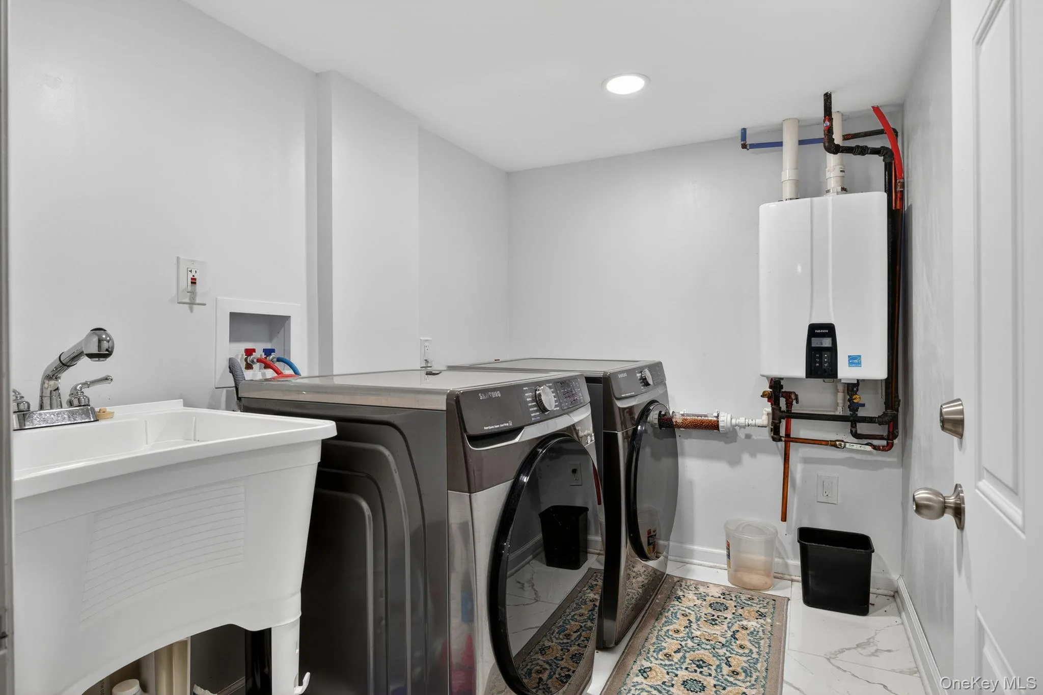 99 Kuhl Avenue, Oyster Bay, NY, 4 Bedrooms Bedrooms, 8 Rooms Rooms,4 BathroomsBathrooms,Residential,For Rent,Kuhl,0,1009307 99 Kuhl Avenue, Oyster Bay, NY, 4 Bedrooms Bedrooms, 8 Rooms Rooms,4 BathroomsBathrooms,Residential,For Rent,Kuhl,0,1009307