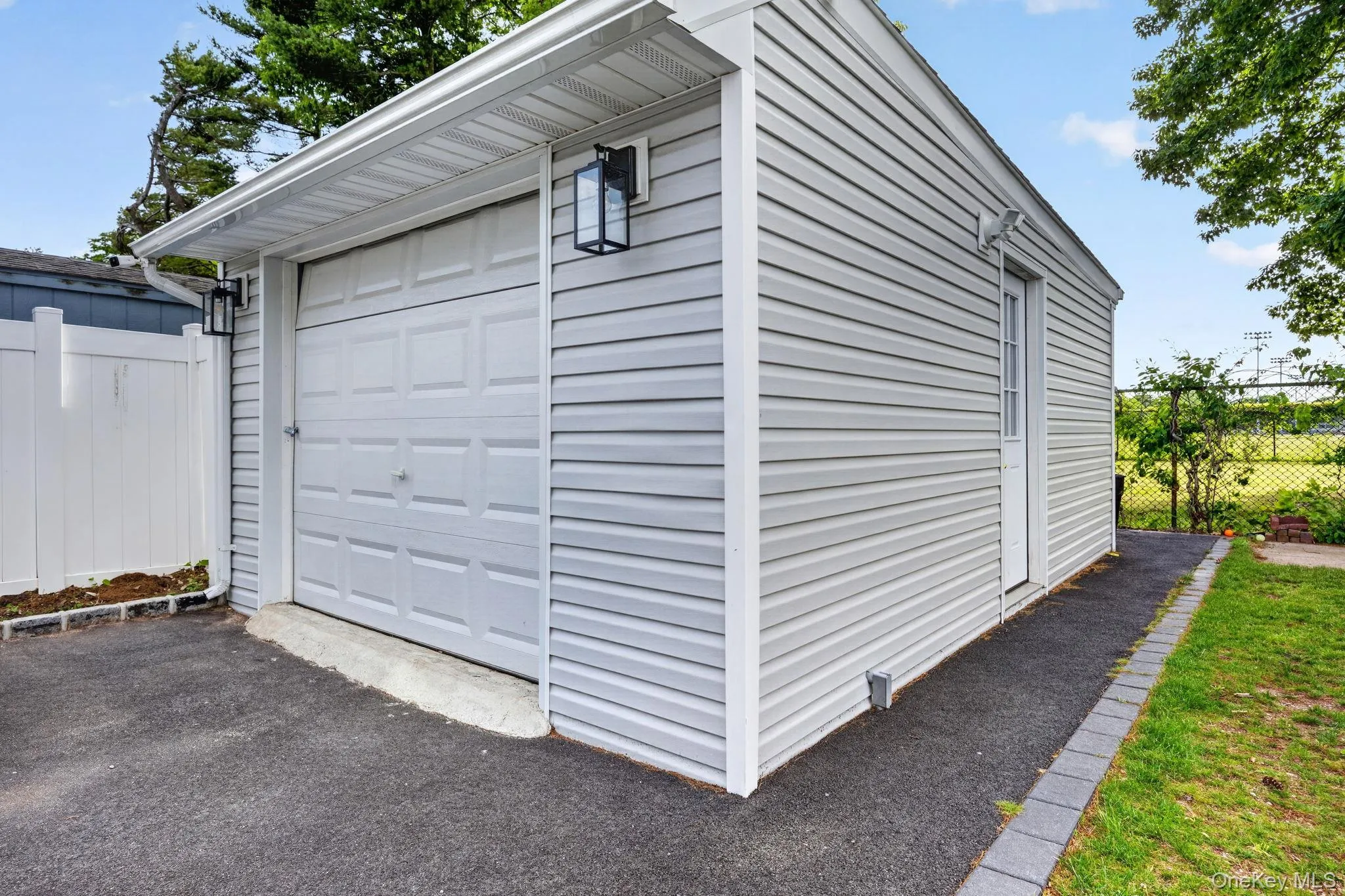 99 Kuhl Avenue, Oyster Bay, NY, 4 Bedrooms Bedrooms, 8 Rooms Rooms,4 BathroomsBathrooms,Residential,For Rent,Kuhl,0,1009307 99 Kuhl Avenue, Oyster Bay, NY, 4 Bedrooms Bedrooms, 8 Rooms Rooms,4 BathroomsBathrooms,Residential,For Rent,Kuhl,0,1009307