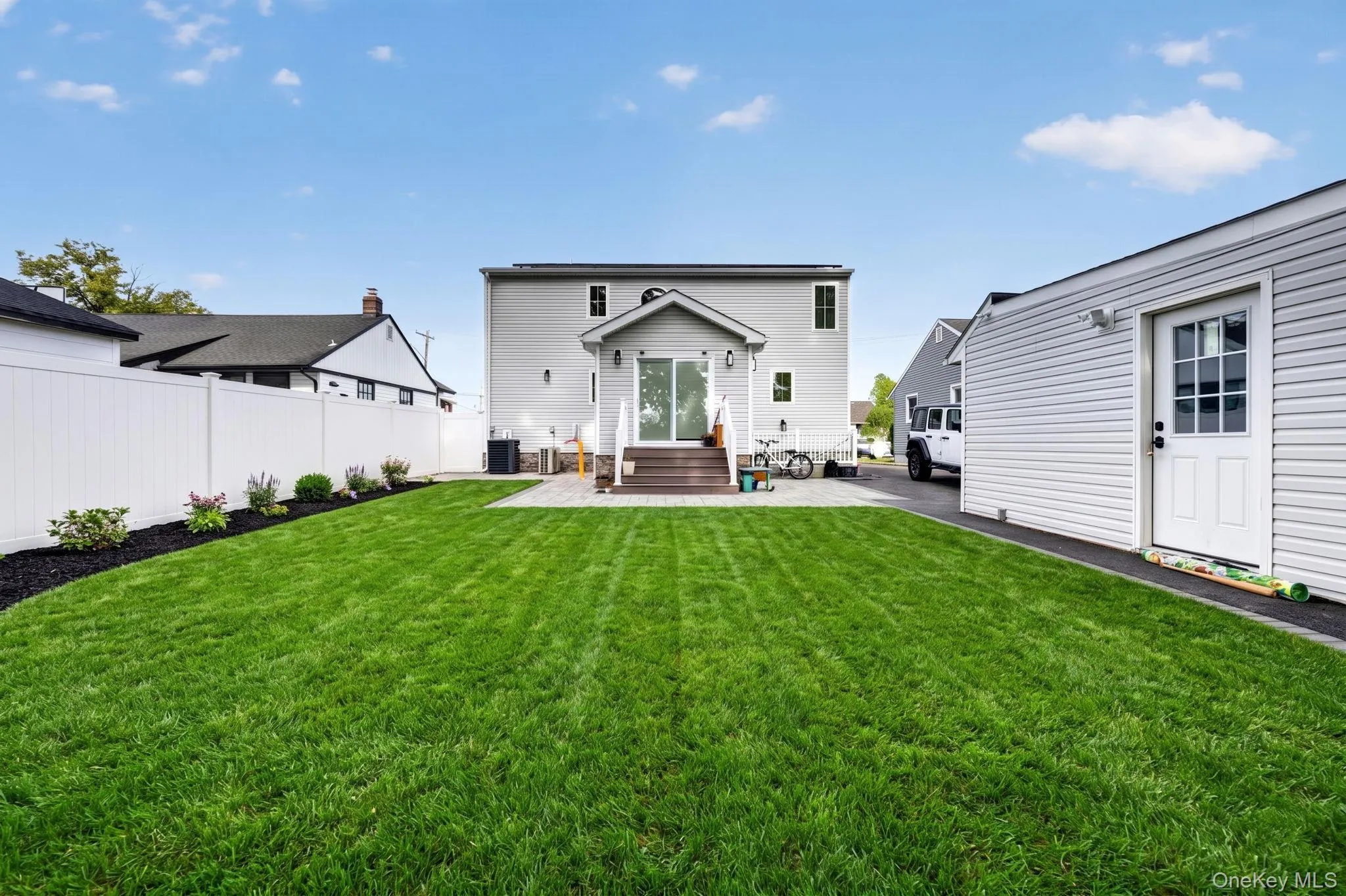 99 Kuhl Avenue, Oyster Bay, NY, 4 Bedrooms Bedrooms, 8 Rooms Rooms,4 BathroomsBathrooms,Residential,For Rent,Kuhl,0,1009307 99 Kuhl Avenue, Oyster Bay, NY, 4 Bedrooms Bedrooms, 8 Rooms Rooms,4 BathroomsBathrooms,Residential,For Rent,Kuhl,0,1009307