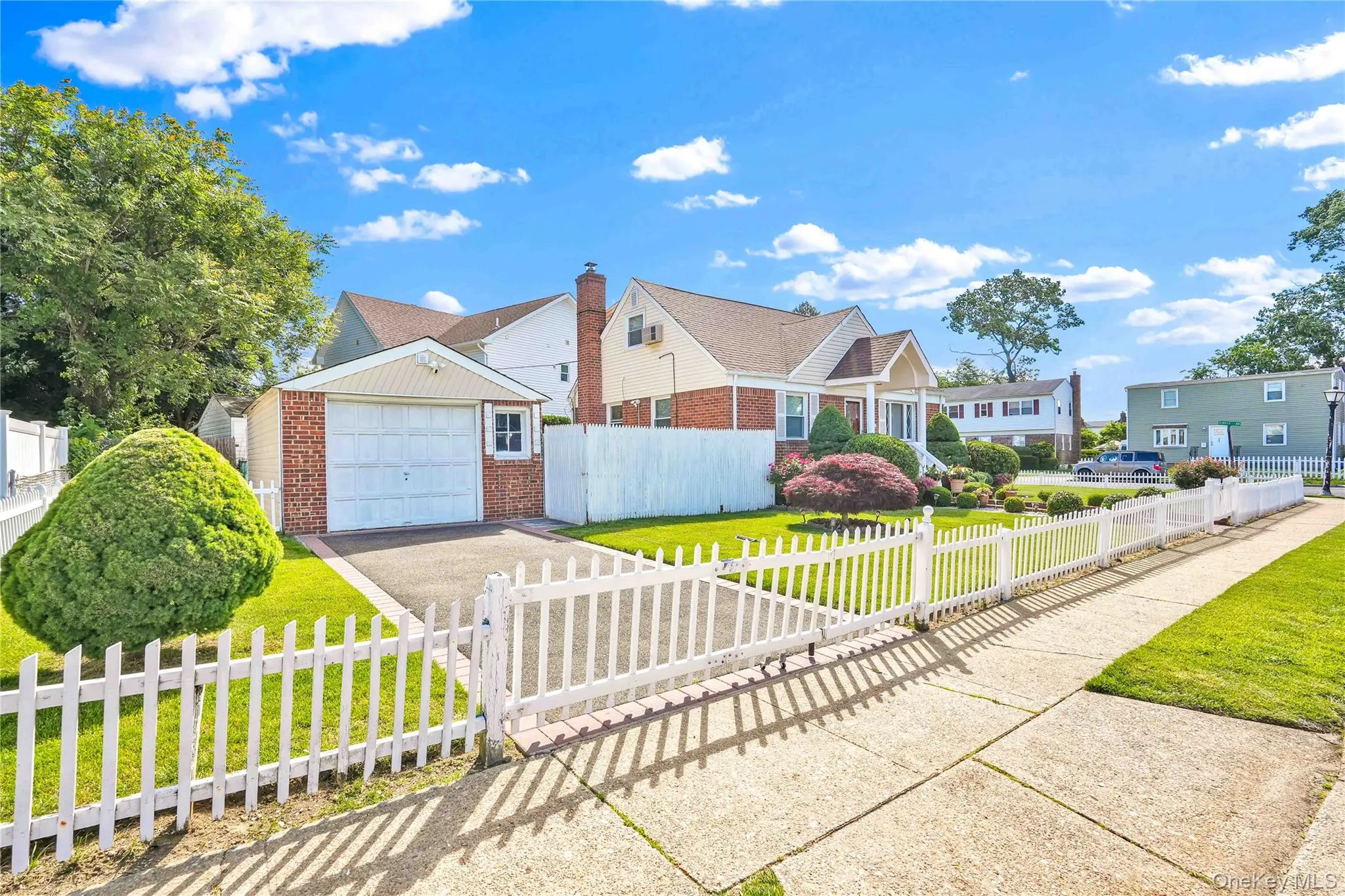 3 Ash Court, Hempstead, NY, 4 Bedrooms Bedrooms, 9 Rooms Rooms,2 BathroomsBathrooms,Residential,For Rent,Ash,0,1009313 3 Ash Court, Hempstead, NY, 4 Bedrooms Bedrooms, 9 Rooms Rooms,2 BathroomsBathrooms,Residential,For Rent,Ash,0,1009313