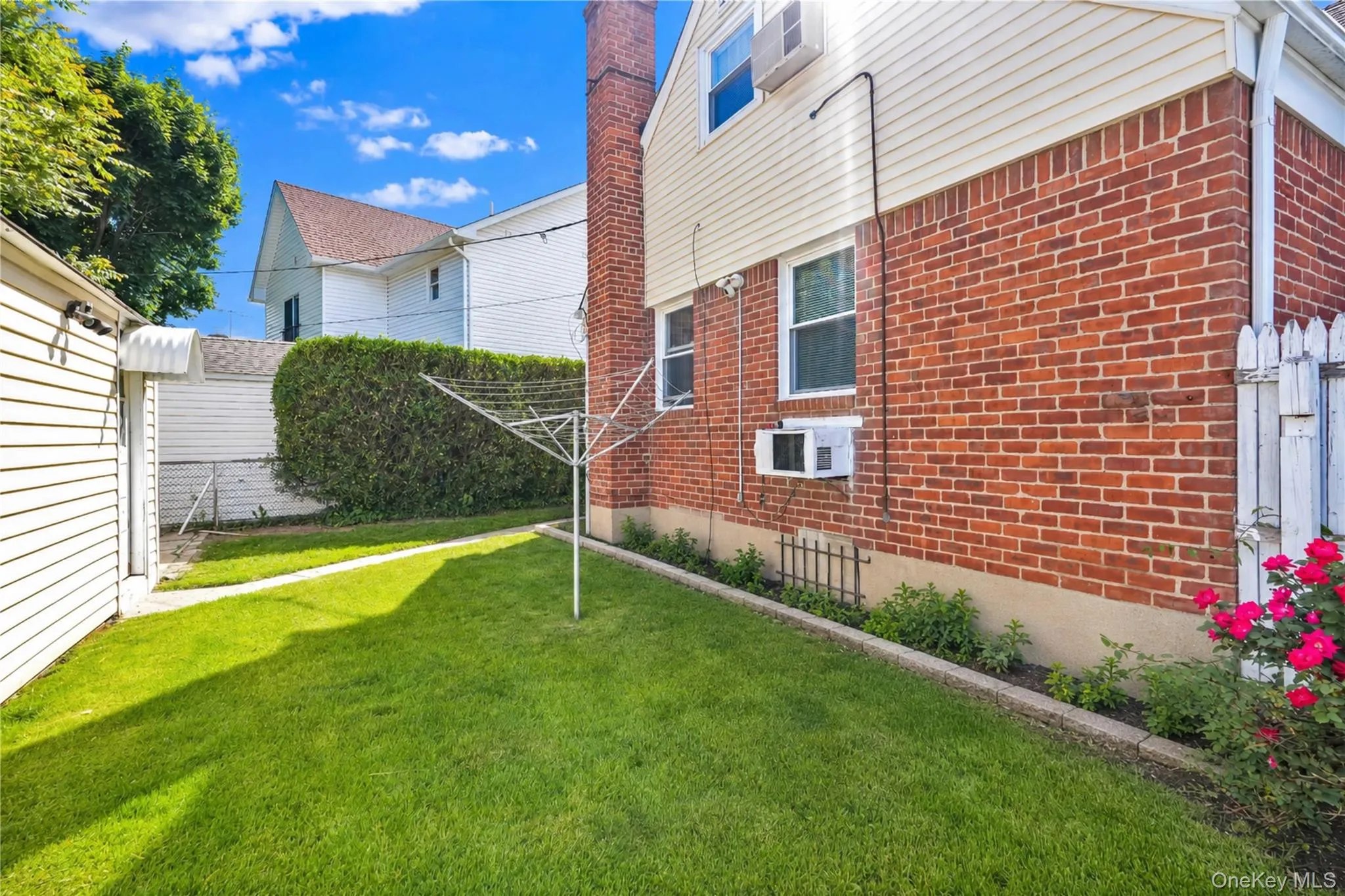 3 Ash Court, Hempstead, NY, 4 Bedrooms Bedrooms, 9 Rooms Rooms,2 BathroomsBathrooms,Residential,For Rent,Ash,0,1009313 3 Ash Court, Hempstead, NY, 4 Bedrooms Bedrooms, 9 Rooms Rooms,2 BathroomsBathrooms,Residential,For Rent,Ash,0,1009313