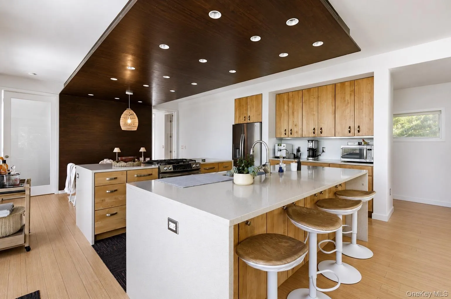 8 Old North Highway, Southampton, NY, 3 Bedrooms Bedrooms, 10 Rooms Rooms,2 BathroomsBathrooms,Residential Lease,For Rent,Old North,0,1009316 8 Old North Highway, Southampton, NY, 3 Bedrooms Bedrooms, 10 Rooms Rooms,2 BathroomsBathrooms,Residential Lease,For Rent,Old North,0,1009316