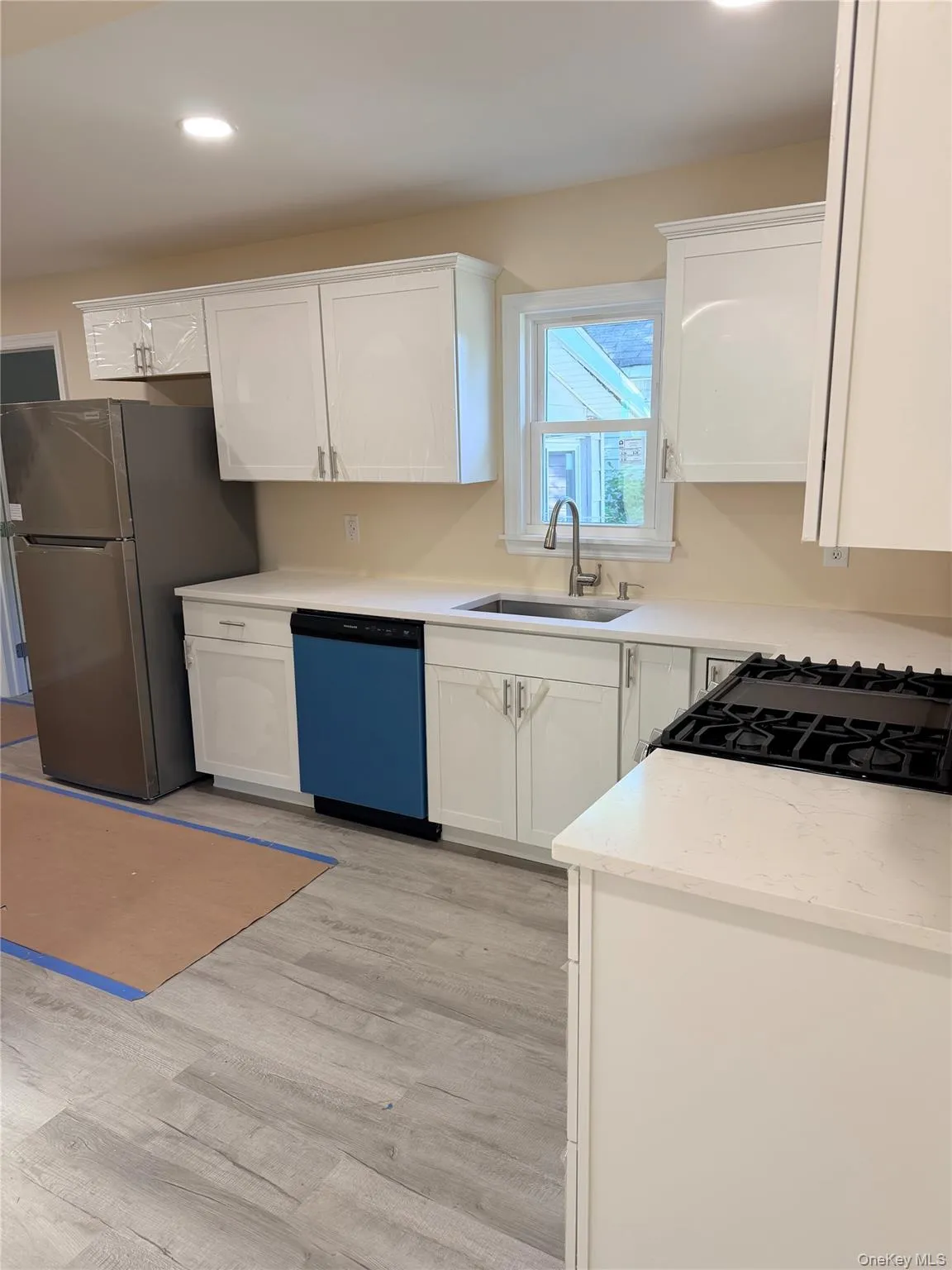 1 Chestnut Street, Middletown, NY, 3 Bedrooms Bedrooms, 5 Rooms Rooms,1 BathroomBathrooms,Residential,For Rent,Chestnut,0,1009319 1 Chestnut Street, Middletown, NY, 3 Bedrooms Bedrooms, 5 Rooms Rooms,1 BathroomBathrooms,Residential,For Rent,Chestnut,0,1009319