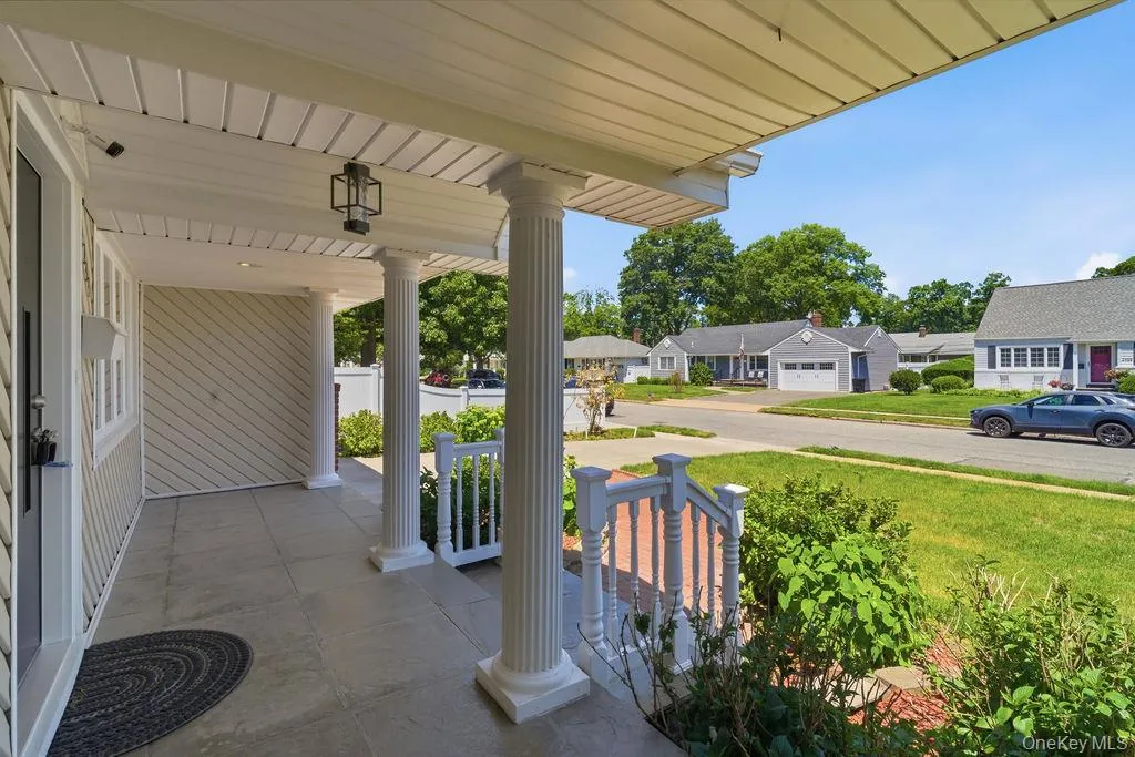 2934 Kinloch Road, Hempstead, NY, 4 Bedrooms Bedrooms, 7 Rooms Rooms,2 BathroomsBathrooms,Residential,For Rent,Kinloch,0,1009324 2934 Kinloch Road, Hempstead, NY, 4 Bedrooms Bedrooms, 7 Rooms Rooms,2 BathroomsBathrooms,Residential,For Rent,Kinloch,0,1009324