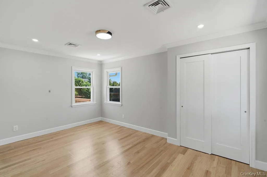 2934 Kinloch Road, Hempstead, NY, 4 Bedrooms Bedrooms, 7 Rooms Rooms,2 BathroomsBathrooms,Residential,For Rent,Kinloch,0,1009324 2934 Kinloch Road, Hempstead, NY, 4 Bedrooms Bedrooms, 7 Rooms Rooms,2 BathroomsBathrooms,Residential,For Rent,Kinloch,0,1009324