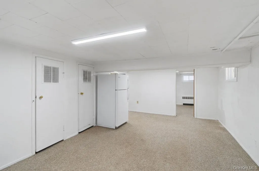 2934 Kinloch Road, Hempstead, NY, 4 Bedrooms Bedrooms, 7 Rooms Rooms,2 BathroomsBathrooms,Residential,For Rent,Kinloch,0,1009324 2934 Kinloch Road, Hempstead, NY, 4 Bedrooms Bedrooms, 7 Rooms Rooms,2 BathroomsBathrooms,Residential,For Rent,Kinloch,0,1009324