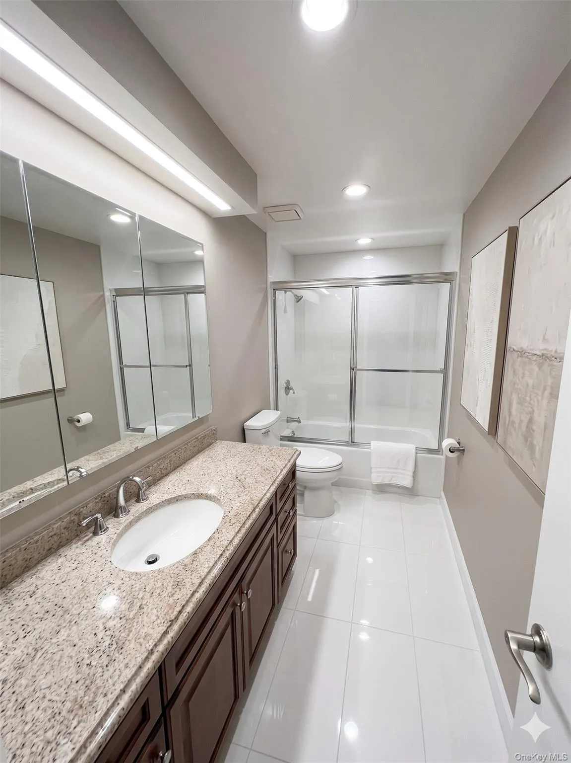 133 Broadway, Long Beach, NY, 3 Bedrooms Bedrooms, 6 Rooms Rooms,2 BathroomsBathrooms,Residential Lease,For Rent,Broadway,0,1009325 133 Broadway, Long Beach, NY, 3 Bedrooms Bedrooms, 6 Rooms Rooms,2 BathroomsBathrooms,Residential Lease,For Rent,Broadway,0,1009325