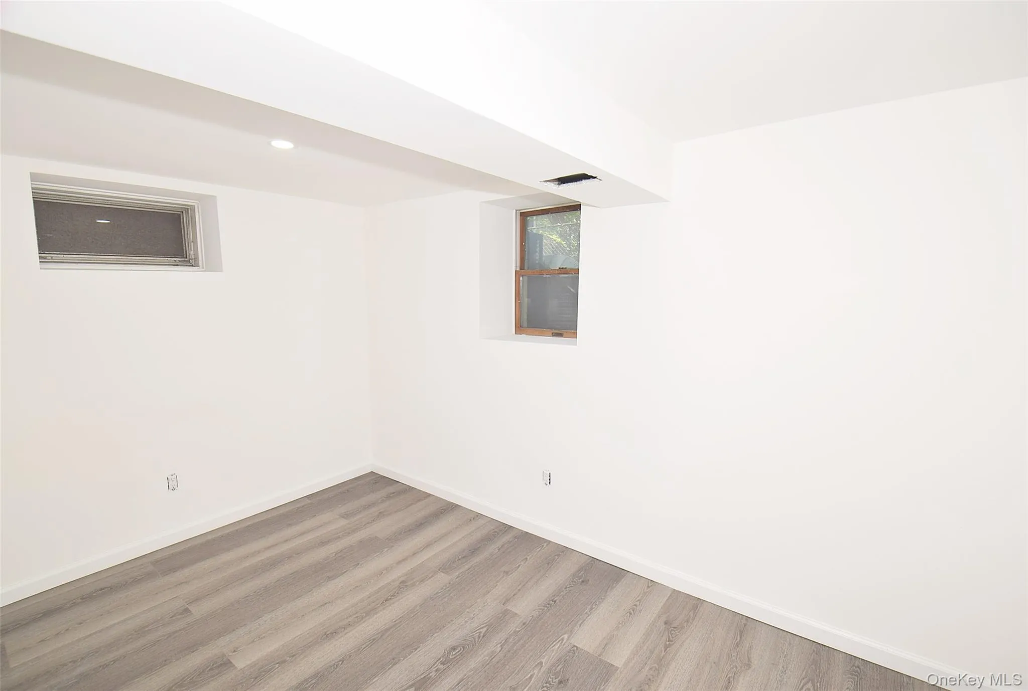 235 1st Street, Babylon, NY, 4 Bedrooms Bedrooms, 6 Rooms Rooms,2 BathroomsBathrooms,Residential,For Rent,1st,0,1009327 235 1st Street, Babylon, NY, 4 Bedrooms Bedrooms, 6 Rooms Rooms,2 BathroomsBathrooms,Residential,For Rent,1st,0,1009327