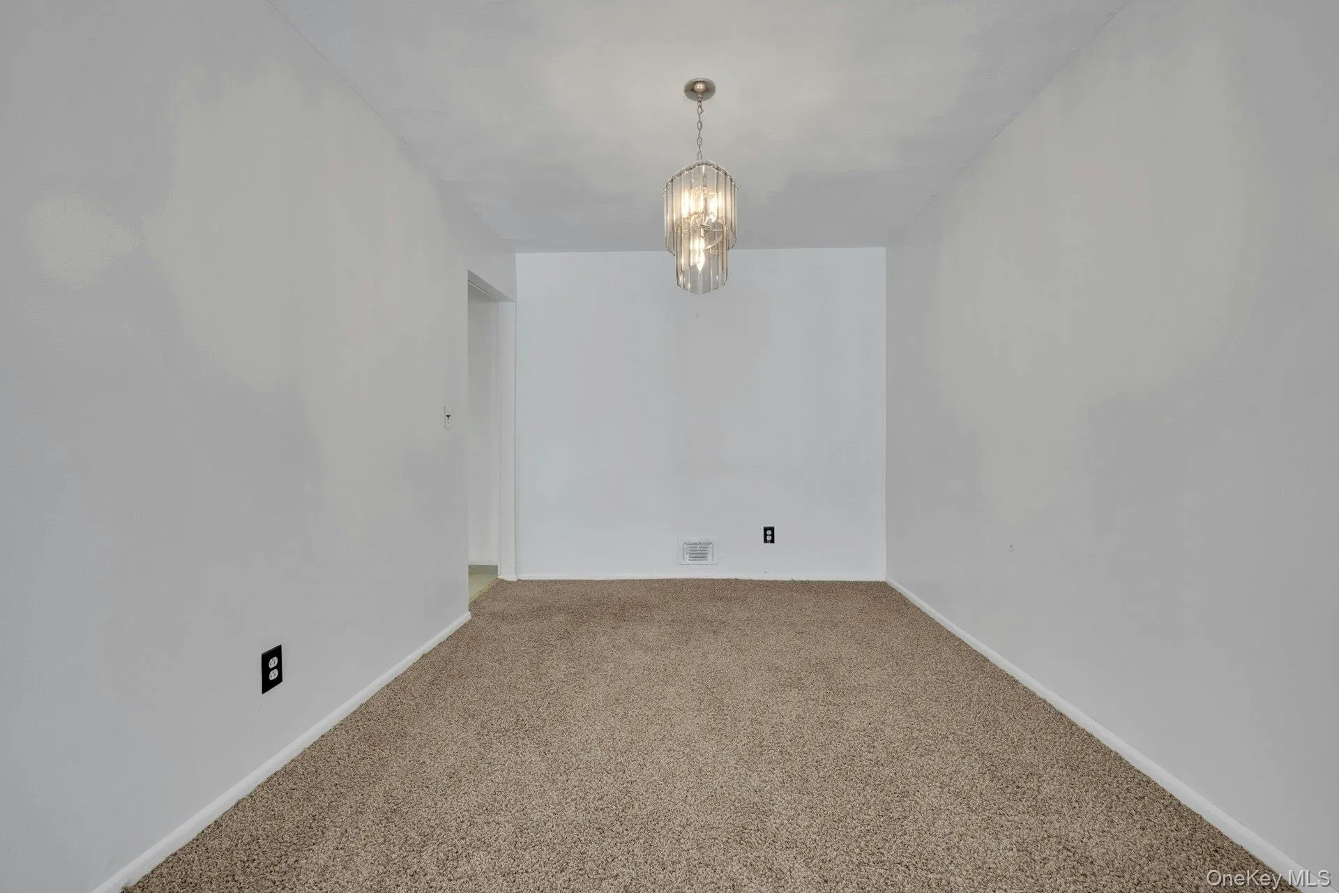 14 Gerri Lane, Yonkers, NY, 3 Bedrooms Bedrooms, 8 Rooms Rooms,1 BathroomBathrooms,Residential,For Rent,Gerri,0,1009330 14 Gerri Lane, Yonkers, NY, 3 Bedrooms Bedrooms, 8 Rooms Rooms,1 BathroomBathrooms,Residential,For Rent,Gerri,0,1009330