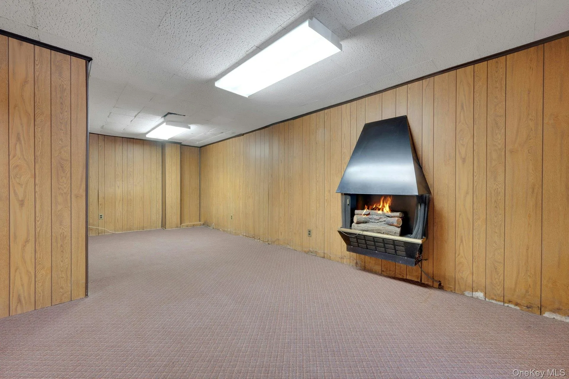 14 Gerri Lane, Yonkers, NY, 3 Bedrooms Bedrooms, 8 Rooms Rooms,1 BathroomBathrooms,Residential,For Rent,Gerri,0,1009330 14 Gerri Lane, Yonkers, NY, 3 Bedrooms Bedrooms, 8 Rooms Rooms,1 BathroomBathrooms,Residential,For Rent,Gerri,0,1009330