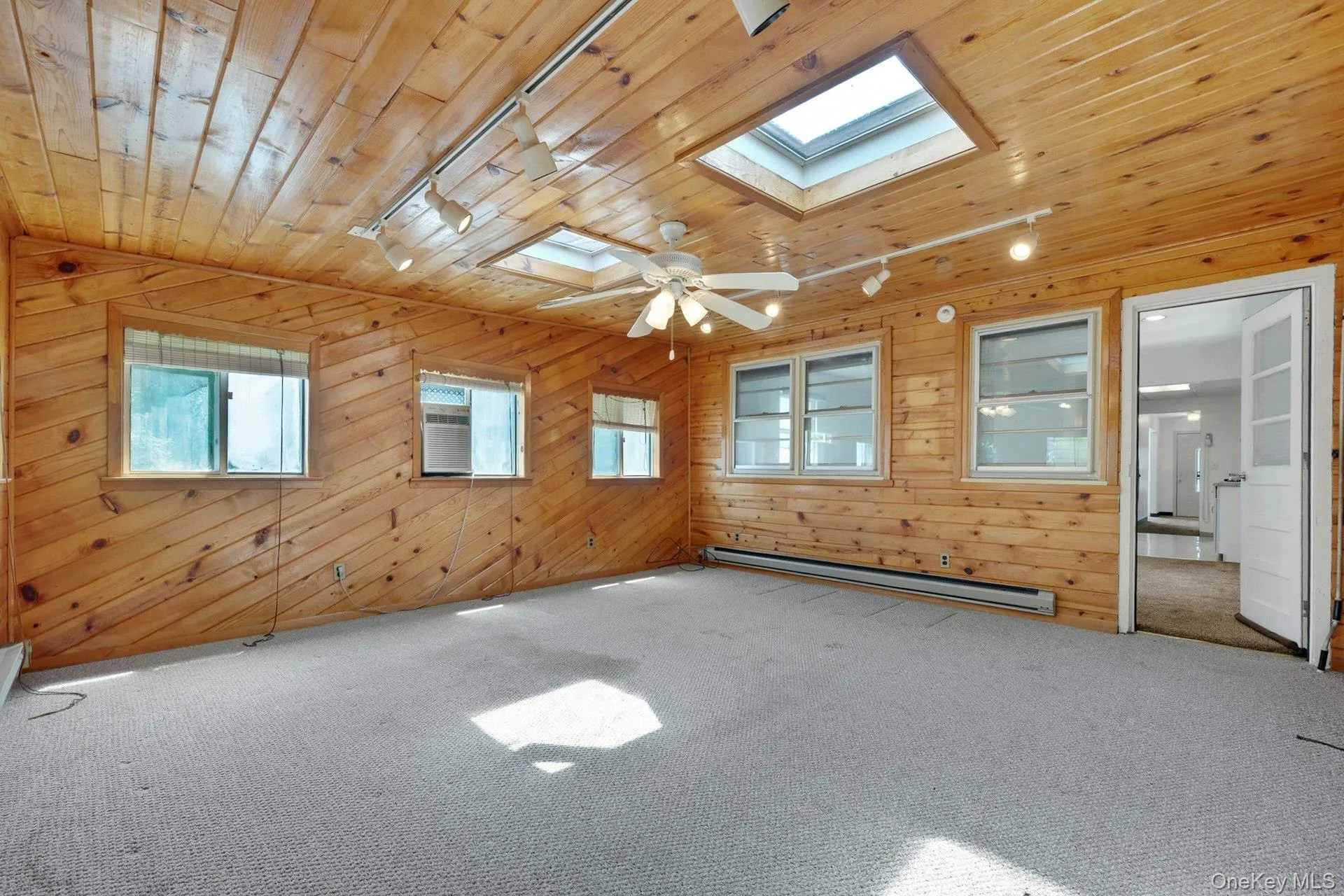 14 Gerri Lane, Yonkers, NY, 3 Bedrooms Bedrooms, 8 Rooms Rooms,1 BathroomBathrooms,Residential,For Rent,Gerri,0,1009330 14 Gerri Lane, Yonkers, NY, 3 Bedrooms Bedrooms, 8 Rooms Rooms,1 BathroomBathrooms,Residential,For Rent,Gerri,0,1009330