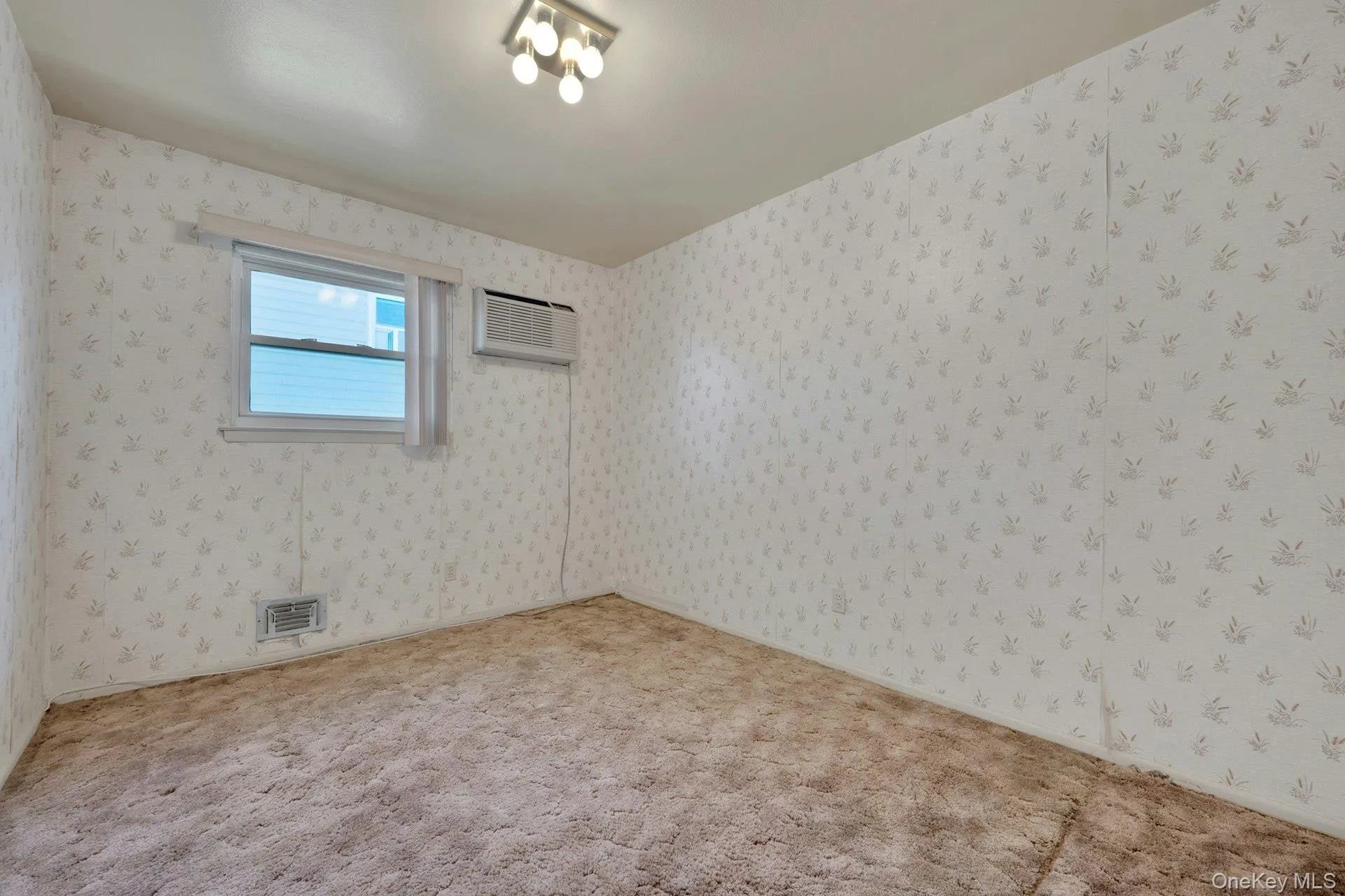 14 Gerri Lane, Yonkers, NY, 3 Bedrooms Bedrooms, 8 Rooms Rooms,1 BathroomBathrooms,Residential,For Rent,Gerri,0,1009330 14 Gerri Lane, Yonkers, NY, 3 Bedrooms Bedrooms, 8 Rooms Rooms,1 BathroomBathrooms,Residential,For Rent,Gerri,0,1009330