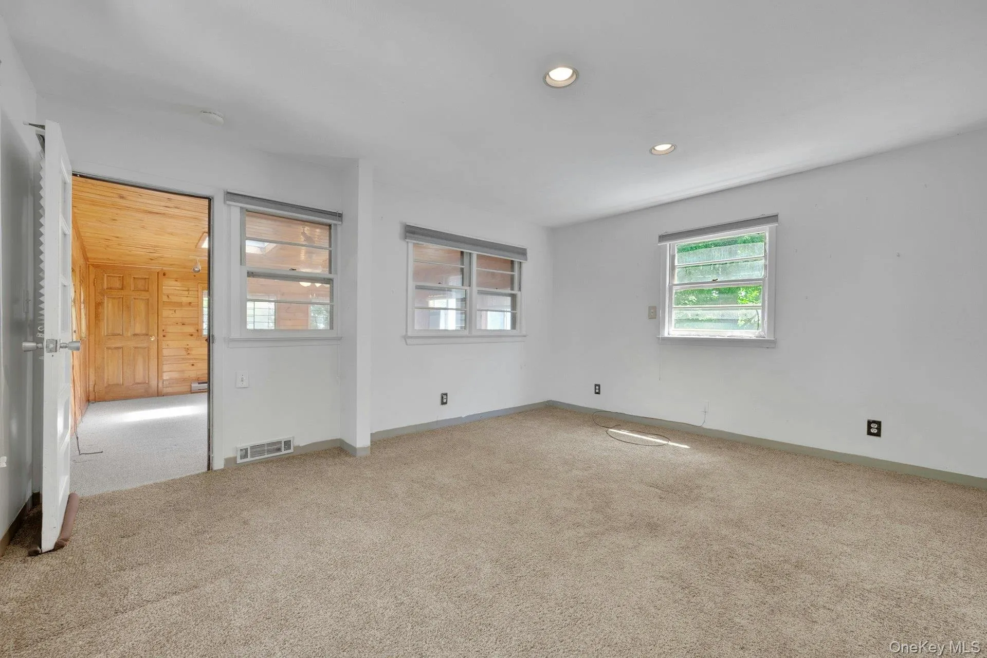 14 Gerri Lane, Yonkers, NY, 3 Bedrooms Bedrooms, 8 Rooms Rooms,1 BathroomBathrooms,Residential,For Rent,Gerri,0,1009330 14 Gerri Lane, Yonkers, NY, 3 Bedrooms Bedrooms, 8 Rooms Rooms,1 BathroomBathrooms,Residential,For Rent,Gerri,0,1009330