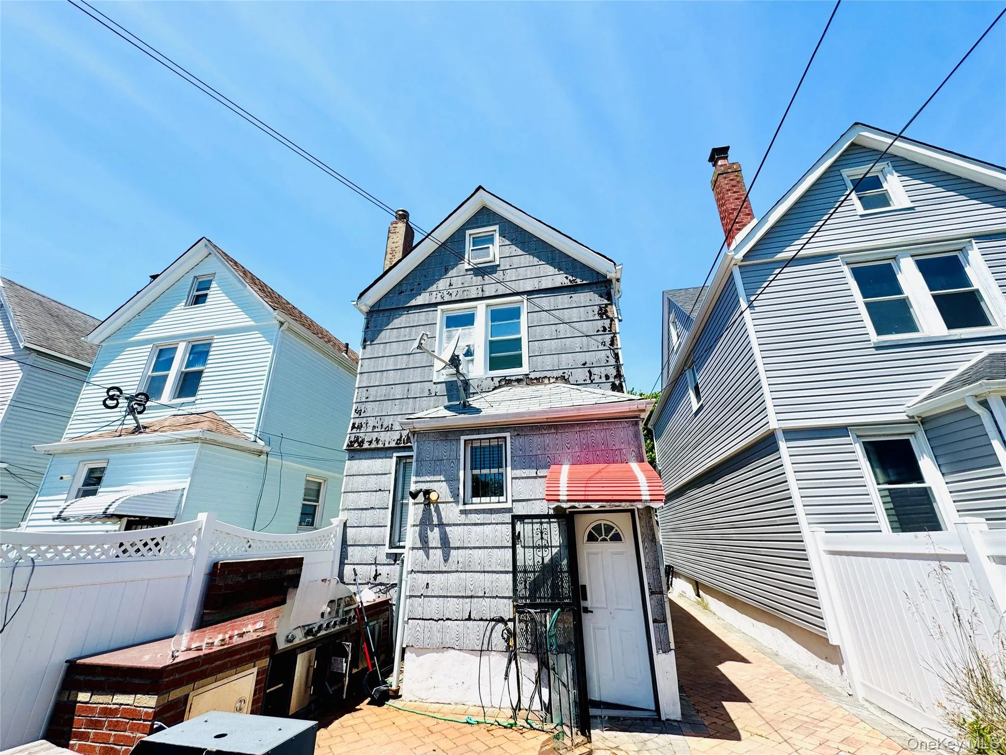 6220 80th Road, New York, NY, 4 Bedrooms Bedrooms, 5 Rooms Rooms,3 BathroomsBathrooms,Residential,For Rent,80th,0,1009331 6220 80th Road, New York, NY, 4 Bedrooms Bedrooms, 5 Rooms Rooms,3 BathroomsBathrooms,Residential,For Rent,80th,0,1009331