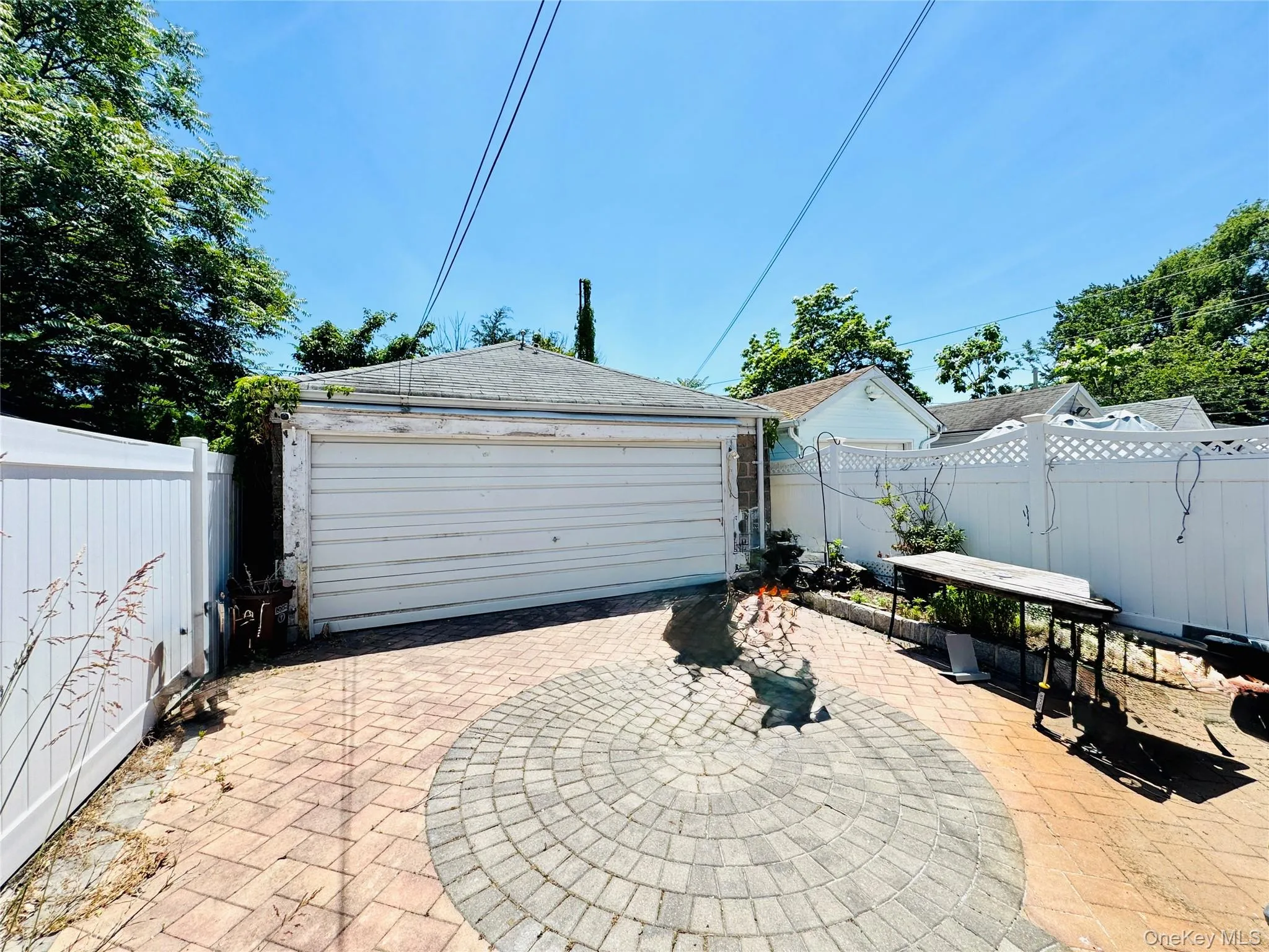 6220 80th Road, New York, NY, 4 Bedrooms Bedrooms, 5 Rooms Rooms,3 BathroomsBathrooms,Residential,For Rent,80th,0,1009331 6220 80th Road, New York, NY, 4 Bedrooms Bedrooms, 5 Rooms Rooms,3 BathroomsBathrooms,Residential,For Rent,80th,0,1009331
