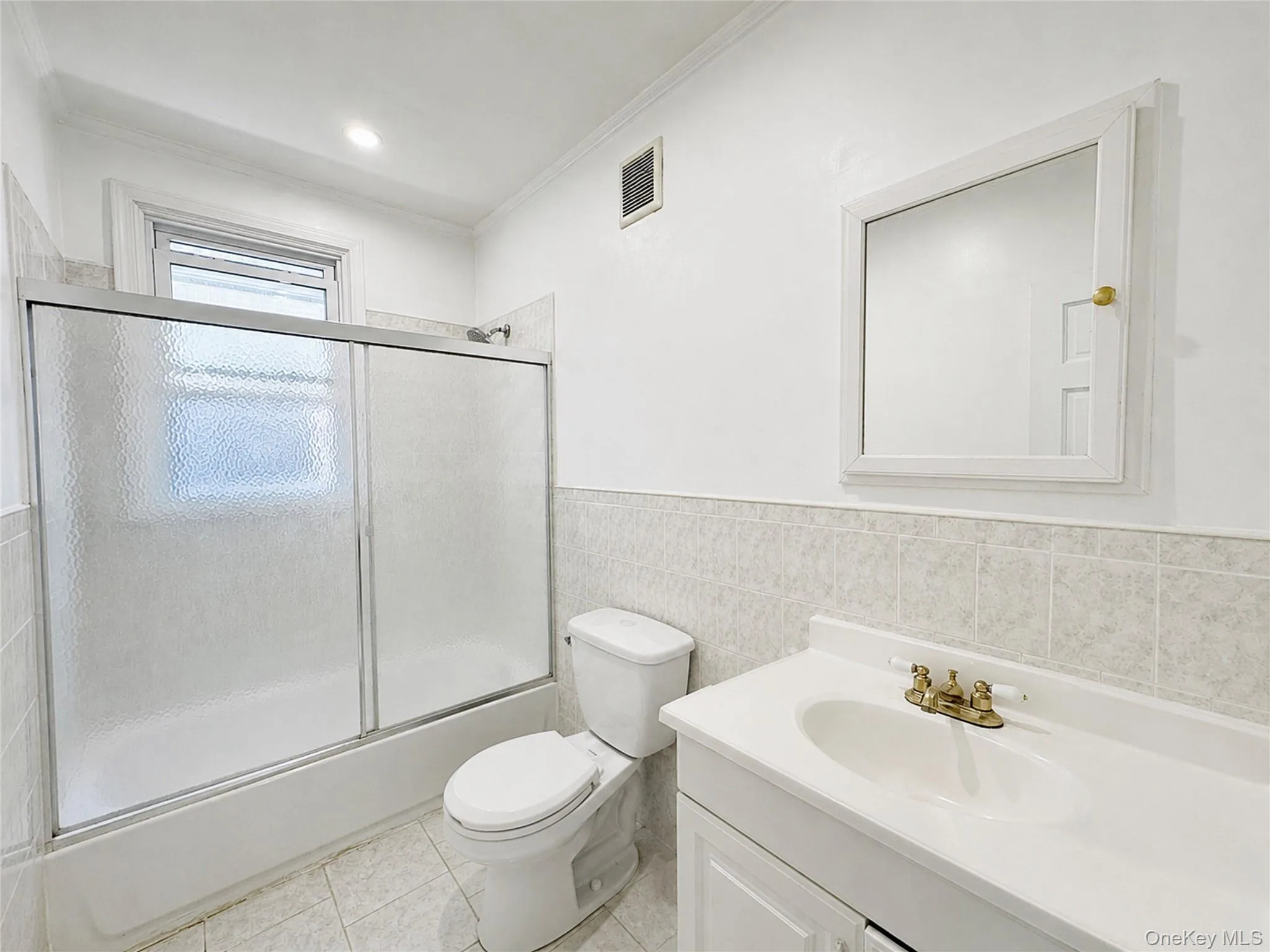 6220 80th Road, New York, NY, 4 Bedrooms Bedrooms, 5 Rooms Rooms,3 BathroomsBathrooms,Residential,For Rent,80th,0,1009331 6220 80th Road, New York, NY, 4 Bedrooms Bedrooms, 5 Rooms Rooms,3 BathroomsBathrooms,Residential,For Rent,80th,0,1009331
