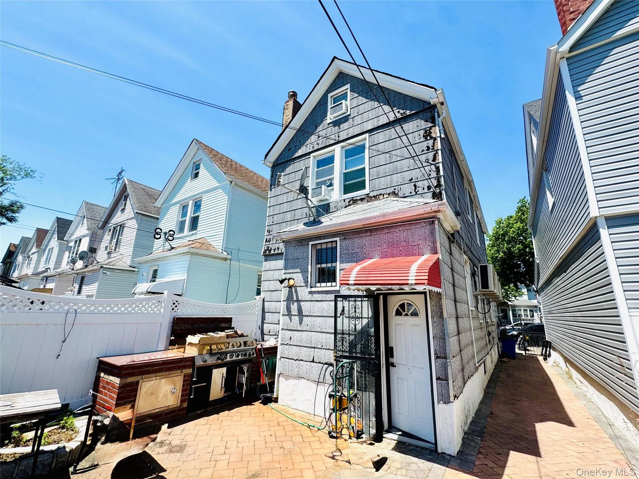 6220 80th Road, New York, NY, 4 Bedrooms Bedrooms, 5 Rooms Rooms,3 BathroomsBathrooms,Residential,For Rent,80th,0,1009331 6220 80th Road, New York, NY, 4 Bedrooms Bedrooms, 5 Rooms Rooms,3 BathroomsBathrooms,Residential,For Rent,80th,0,1009331