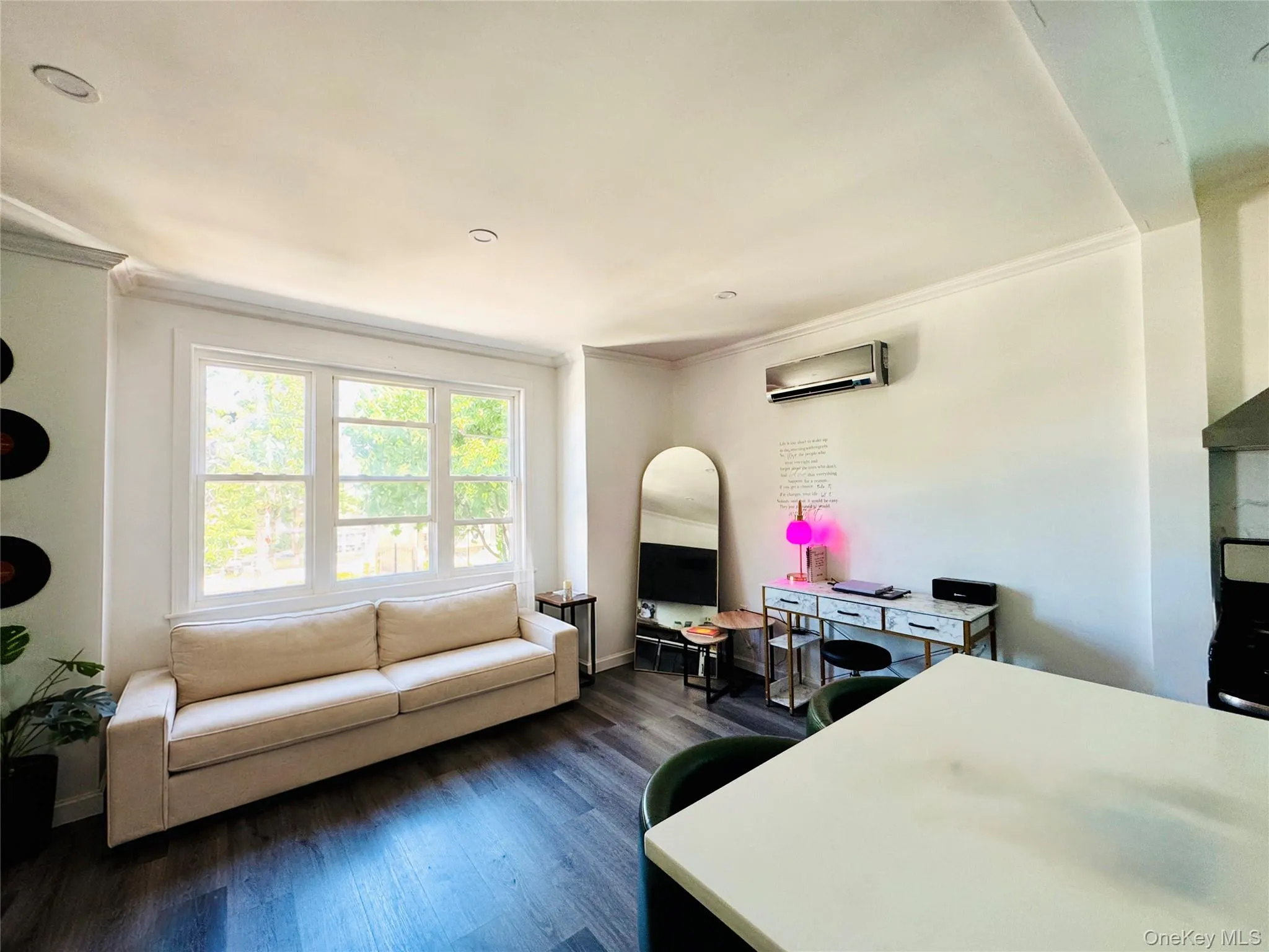 6220 80th Road, New York, NY, 4 Bedrooms Bedrooms, 5 Rooms Rooms,3 BathroomsBathrooms,Residential,For Rent,80th,0,1009331 6220 80th Road, New York, NY, 4 Bedrooms Bedrooms, 5 Rooms Rooms,3 BathroomsBathrooms,Residential,For Rent,80th,0,1009331