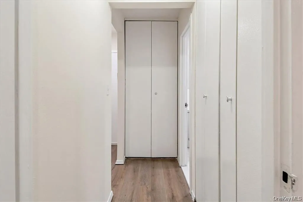 142 Trenchard Street, Yonkers, NY, 1 Bedroom Bedrooms, 4 Rooms Rooms,1 BathroomBathrooms,Residential Lease,For Rent,Trenchard,0,1009332 142 Trenchard Street, Yonkers, NY, 1 Bedroom Bedrooms, 4 Rooms Rooms,1 BathroomBathrooms,Residential Lease,For Rent,Trenchard,0,1009332
