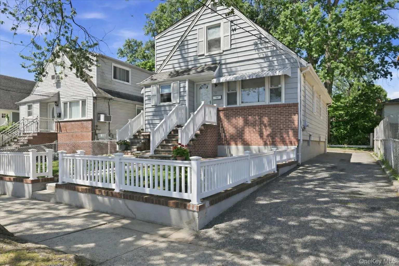 51 Hickory Road, North Hempstead, NY, 2 Bedrooms Bedrooms, 7 Rooms Rooms,1 BathroomBathrooms,Residential,For Rent,Hickory,0,1009334 51 Hickory Road, North Hempstead, NY, 2 Bedrooms Bedrooms, 7 Rooms Rooms,1 BathroomBathrooms,Residential,For Rent,Hickory,0,1009334