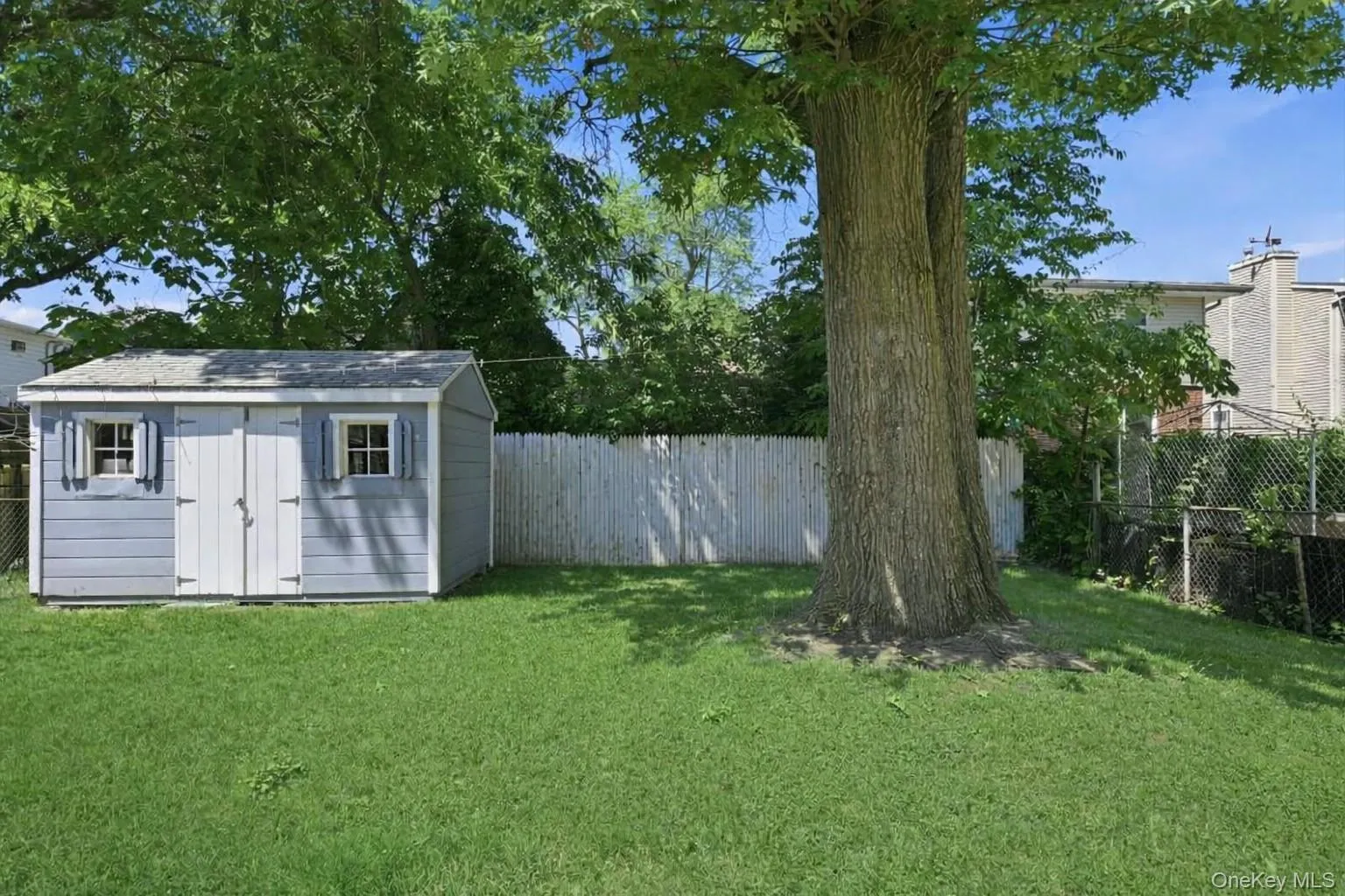 Yard/Shed Yard/Shed