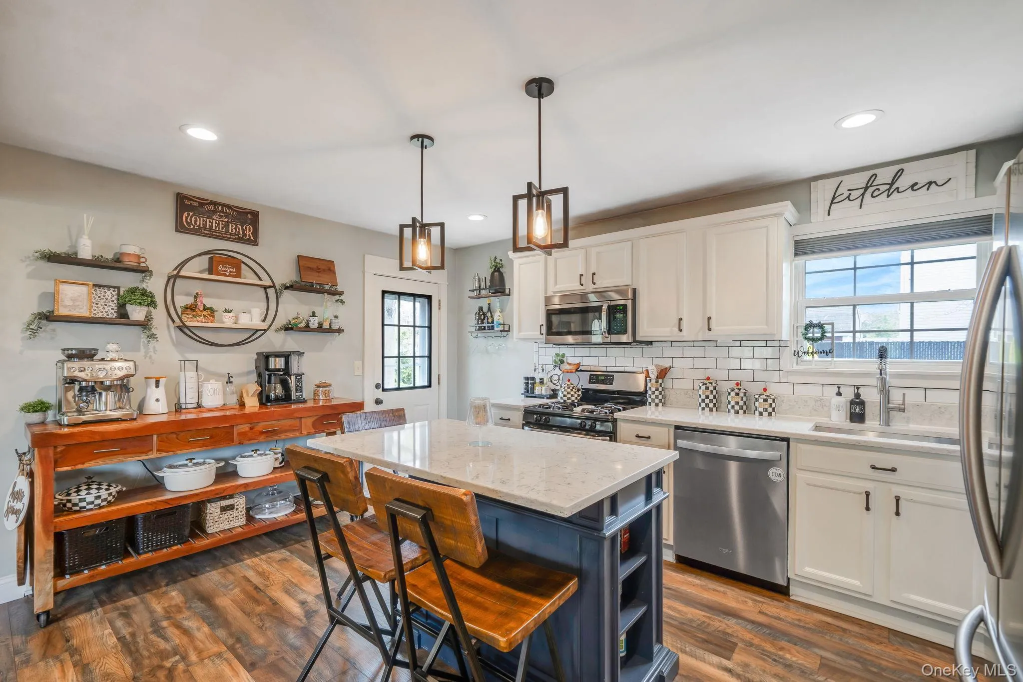 51 Lake Drive, Brookhaven, NY, 3 Bedrooms Bedrooms, 6 Rooms Rooms,2 BathroomsBathrooms,Residential,For Rent,Lake,0,1009335 51 Lake Drive, Brookhaven, NY, 3 Bedrooms Bedrooms, 6 Rooms Rooms,2 BathroomsBathrooms,Residential,For Rent,Lake,0,1009335