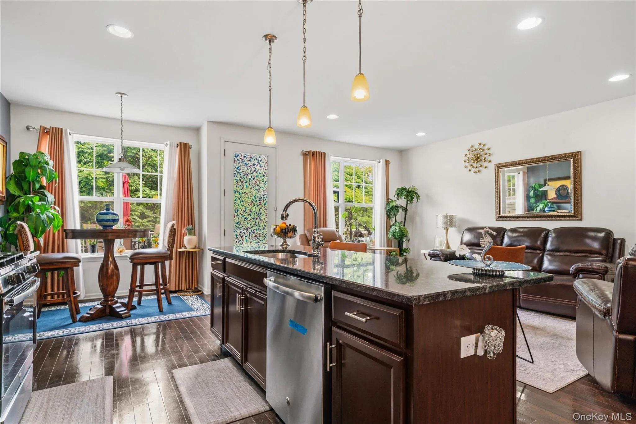 93 Meadow View Drive, Middletown, NY, 3 Bedrooms Bedrooms, 9 Rooms Rooms,3 BathroomsBathrooms,Residential,For Rent,Meadow View,0,1009337 93 Meadow View Drive, Middletown, NY, 3 Bedrooms Bedrooms, 9 Rooms Rooms,3 BathroomsBathrooms,Residential,For Rent,Meadow View,0,1009337