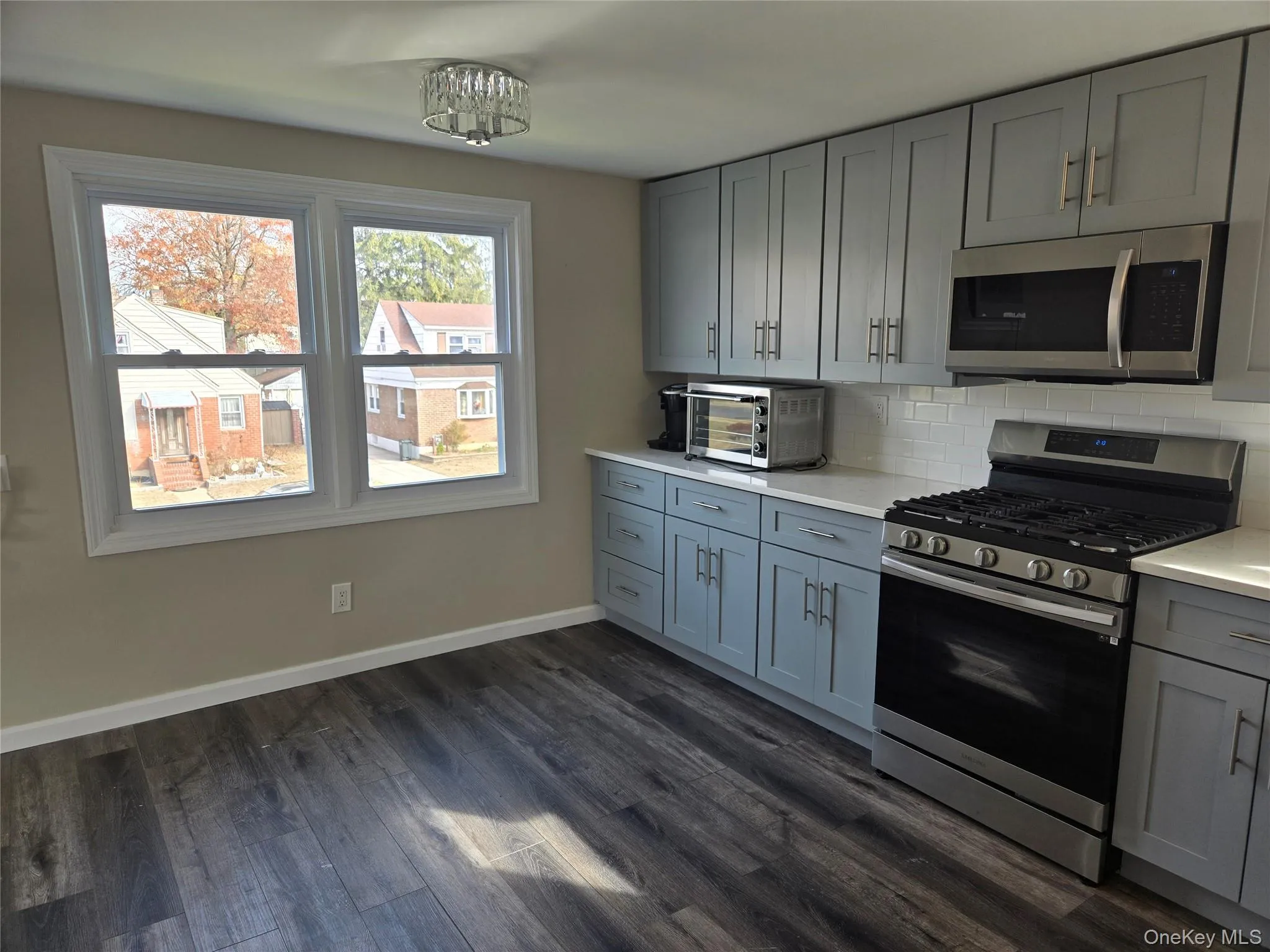 35 Keegan Street, Hempstead, NY, 1 Bedroom Bedrooms, 3 Rooms Rooms,1 BathroomBathrooms,Residential Lease,For Rent,Keegan,0,1009338 35 Keegan Street, Hempstead, NY, 1 Bedroom Bedrooms, 3 Rooms Rooms,1 BathroomBathrooms,Residential Lease,For Rent,Keegan,0,1009338