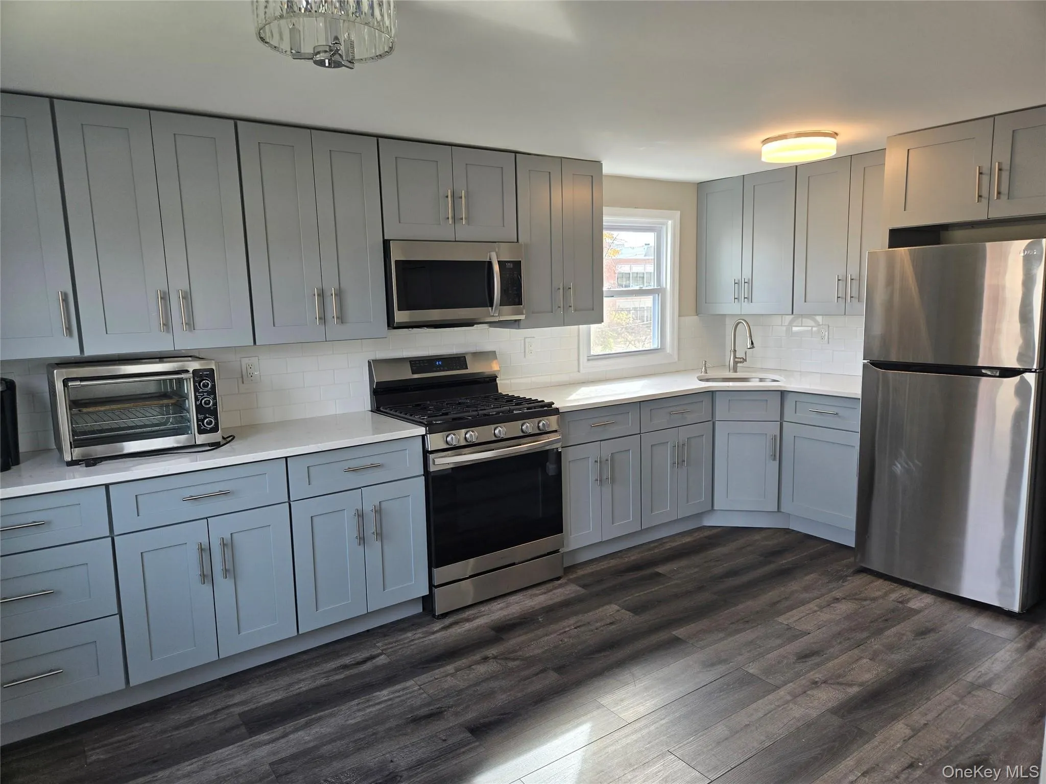 35 Keegan Street, Hempstead, NY, 1 Bedroom Bedrooms, 3 Rooms Rooms,1 BathroomBathrooms,Residential Lease,For Rent,Keegan,0,1009338 35 Keegan Street, Hempstead, NY, 1 Bedroom Bedrooms, 3 Rooms Rooms,1 BathroomBathrooms,Residential Lease,For Rent,Keegan,0,1009338