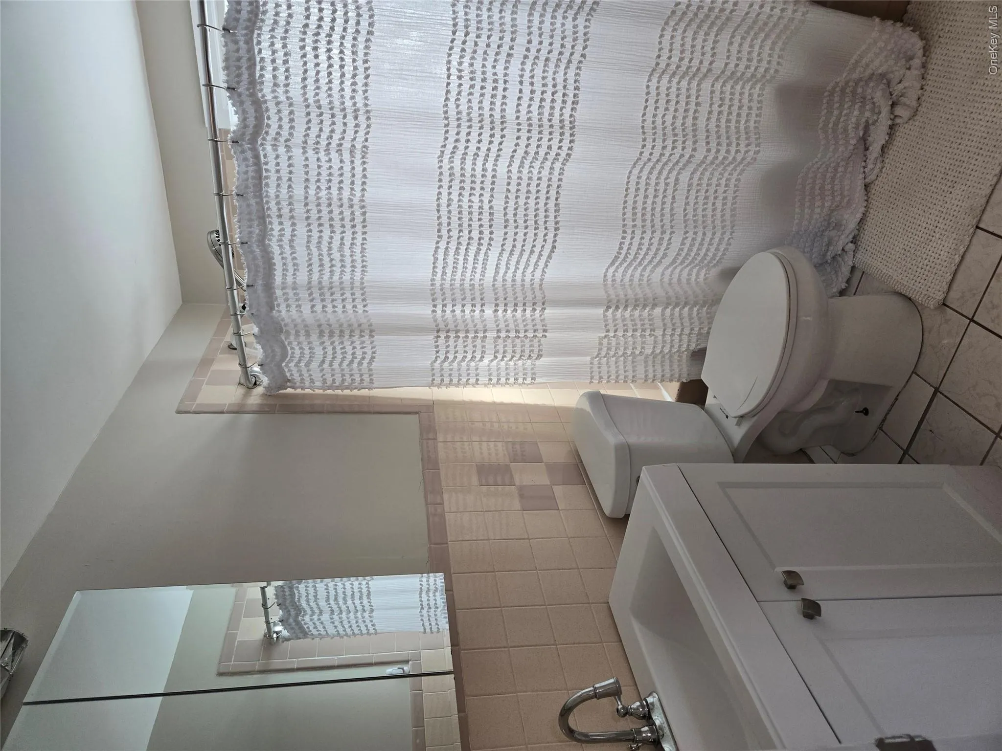 35 Keegan Street, Hempstead, NY, 1 Bedroom Bedrooms, 3 Rooms Rooms,1 BathroomBathrooms,Residential Lease,For Rent,Keegan,0,1009338 35 Keegan Street, Hempstead, NY, 1 Bedroom Bedrooms, 3 Rooms Rooms,1 BathroomBathrooms,Residential Lease,For Rent,Keegan,0,1009338