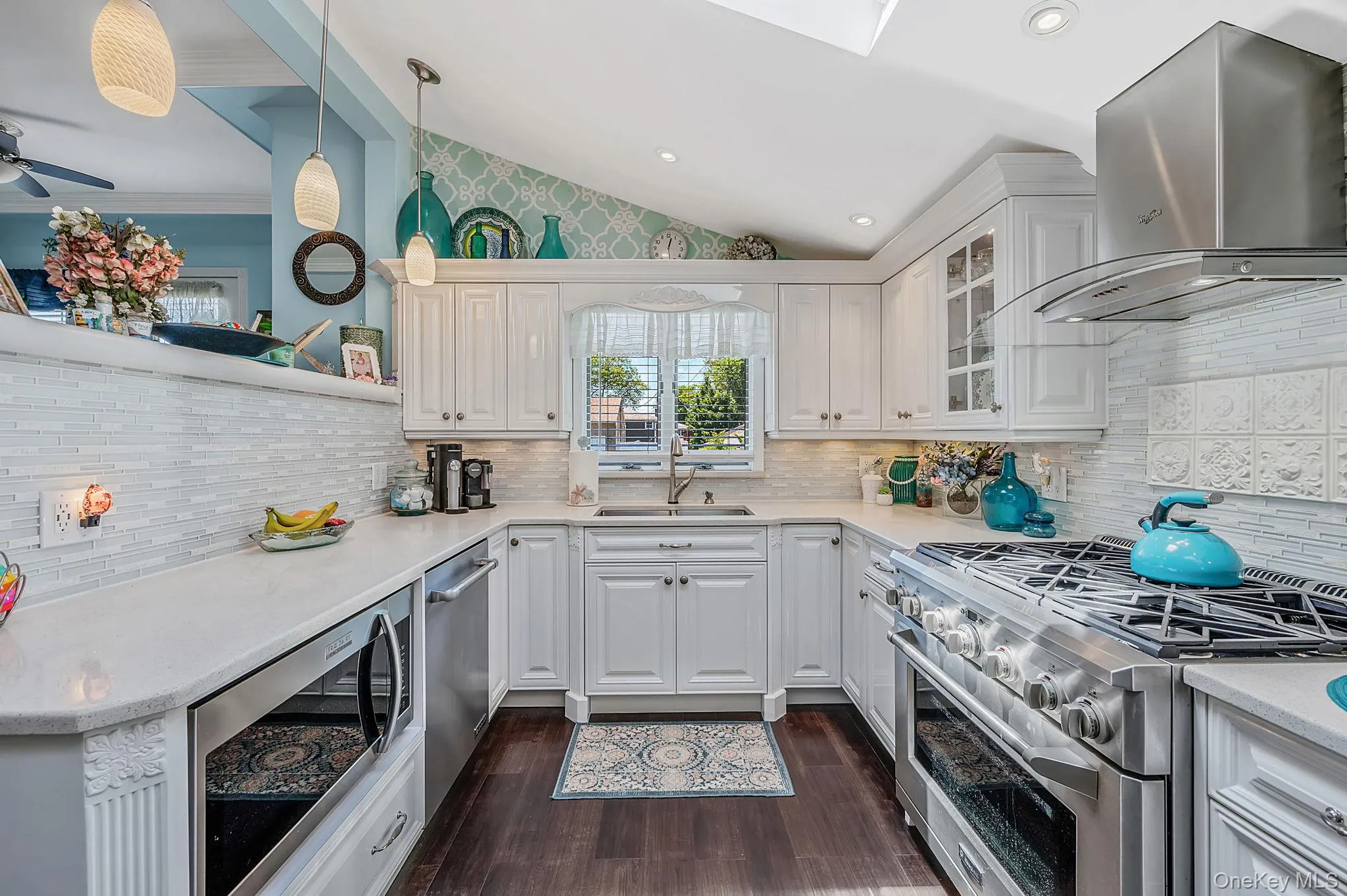590 7th Street, Babylon, NY, 2 Bedrooms Bedrooms, 6 Rooms Rooms,1 BathroomBathrooms,Residential,For Rent,7th,0,1009340 590 7th Street, Babylon, NY, 2 Bedrooms Bedrooms, 6 Rooms Rooms,1 BathroomBathrooms,Residential,For Rent,7th,0,1009340