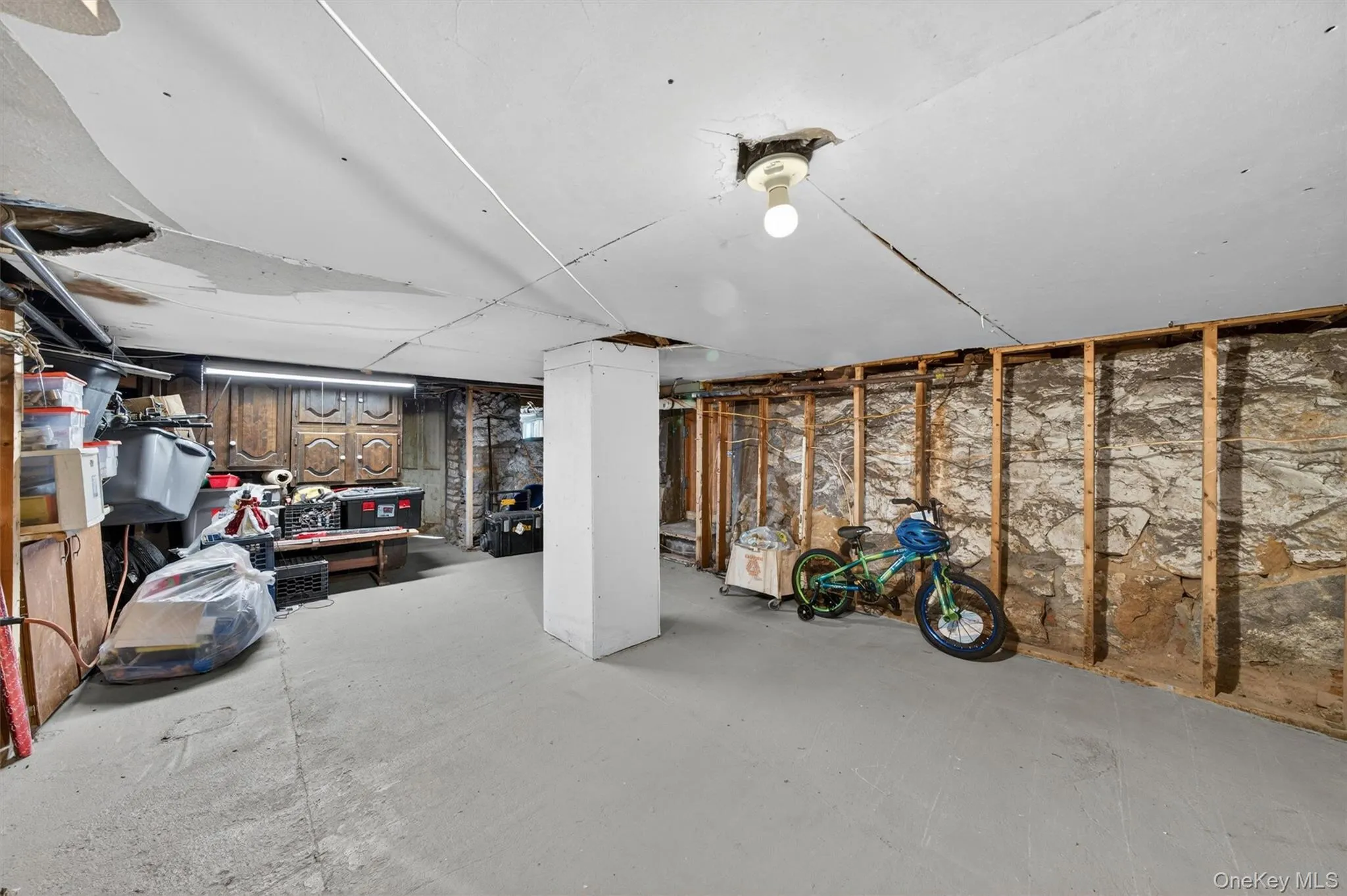 50 Schneider Avenue, Highlands, NY, 2 Bedrooms Bedrooms, 6 Rooms Rooms,1 BathroomBathrooms,Residential,For Rent,Schneider,0,1009342 50 Schneider Avenue, Highlands, NY, 2 Bedrooms Bedrooms, 6 Rooms Rooms,1 BathroomBathrooms,Residential,For Rent,Schneider,0,1009342