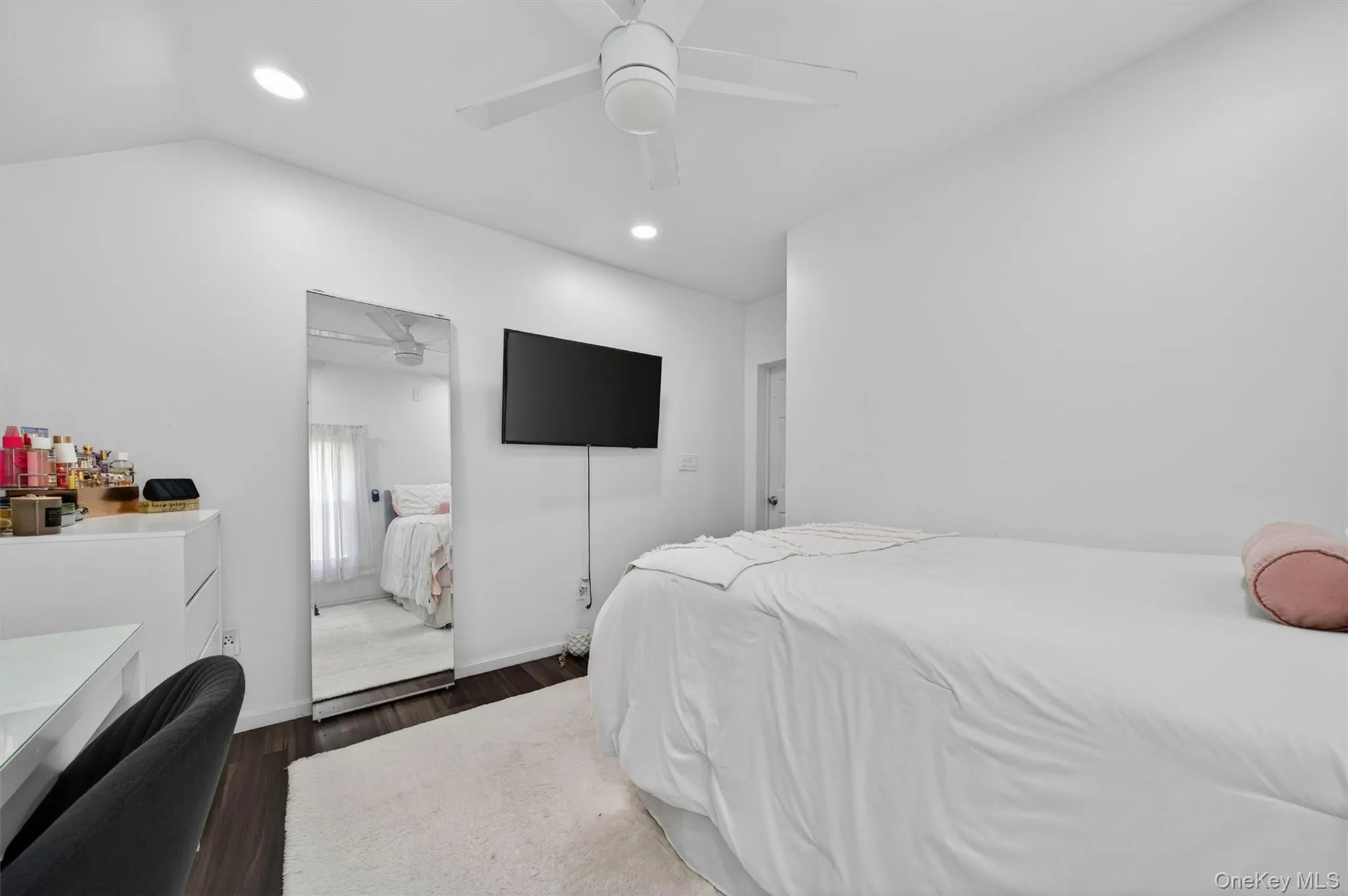 50 Schneider Avenue, Highlands, NY, 2 Bedrooms Bedrooms, 6 Rooms Rooms,1 BathroomBathrooms,Residential,For Rent,Schneider,0,1009342 50 Schneider Avenue, Highlands, NY, 2 Bedrooms Bedrooms, 6 Rooms Rooms,1 BathroomBathrooms,Residential,For Rent,Schneider,0,1009342