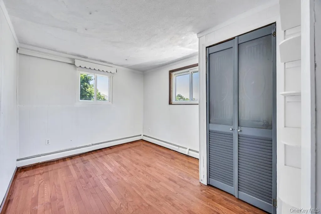 29 Pearsall Street, Babylon, NY, 4 Bedrooms Bedrooms, 7 Rooms Rooms,2 BathroomsBathrooms,Residential,For Rent,Pearsall,0,1009346 29 Pearsall Street, Babylon, NY, 4 Bedrooms Bedrooms, 7 Rooms Rooms,2 BathroomsBathrooms,Residential,For Rent,Pearsall,0,1009346