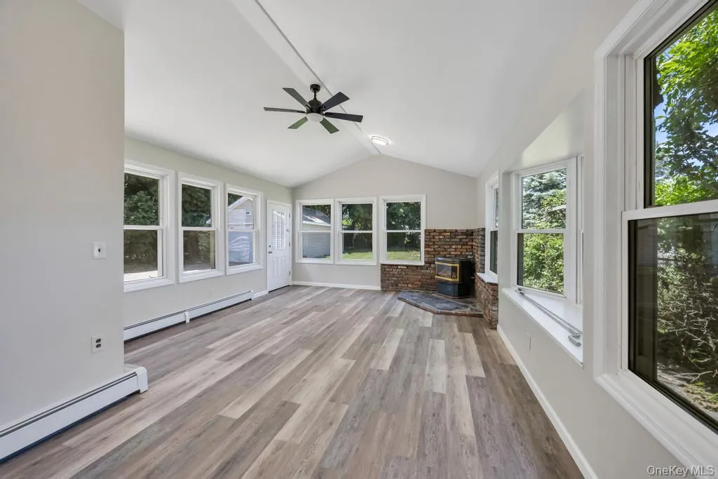 29 Pearsall Street, Babylon, NY, 4 Bedrooms Bedrooms, 7 Rooms Rooms,2 BathroomsBathrooms,Residential,For Rent,Pearsall,0,1009346 29 Pearsall Street, Babylon, NY, 4 Bedrooms Bedrooms, 7 Rooms Rooms,2 BathroomsBathrooms,Residential,For Rent,Pearsall,0,1009346