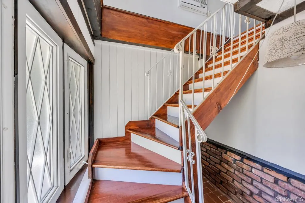 29 Pearsall Street, Babylon, NY, 4 Bedrooms Bedrooms, 7 Rooms Rooms,2 BathroomsBathrooms,Residential,For Rent,Pearsall,0,1009346 29 Pearsall Street, Babylon, NY, 4 Bedrooms Bedrooms, 7 Rooms Rooms,2 BathroomsBathrooms,Residential,For Rent,Pearsall,0,1009346