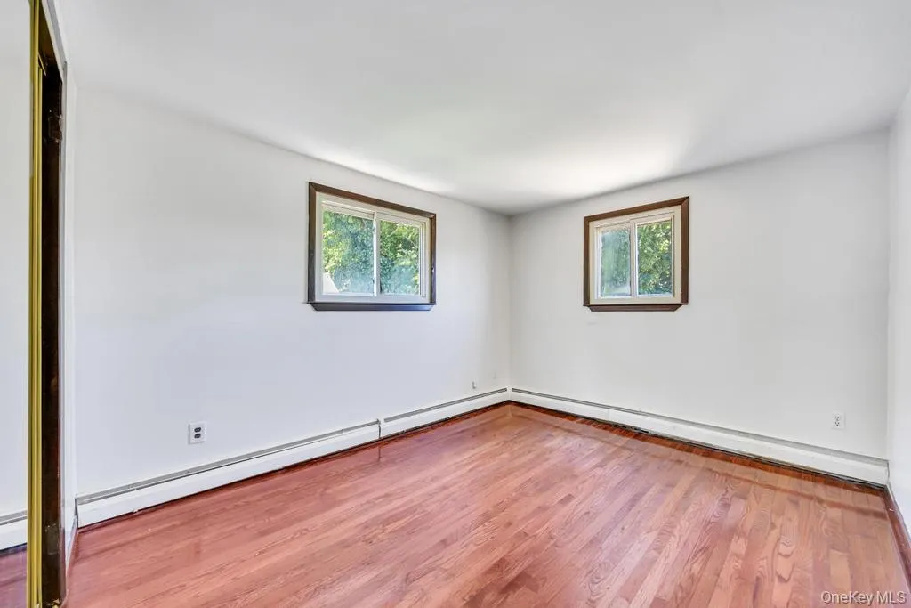 29 Pearsall Street, Babylon, NY, 4 Bedrooms Bedrooms, 7 Rooms Rooms,2 BathroomsBathrooms,Residential,For Rent,Pearsall,0,1009346 29 Pearsall Street, Babylon, NY, 4 Bedrooms Bedrooms, 7 Rooms Rooms,2 BathroomsBathrooms,Residential,For Rent,Pearsall,0,1009346