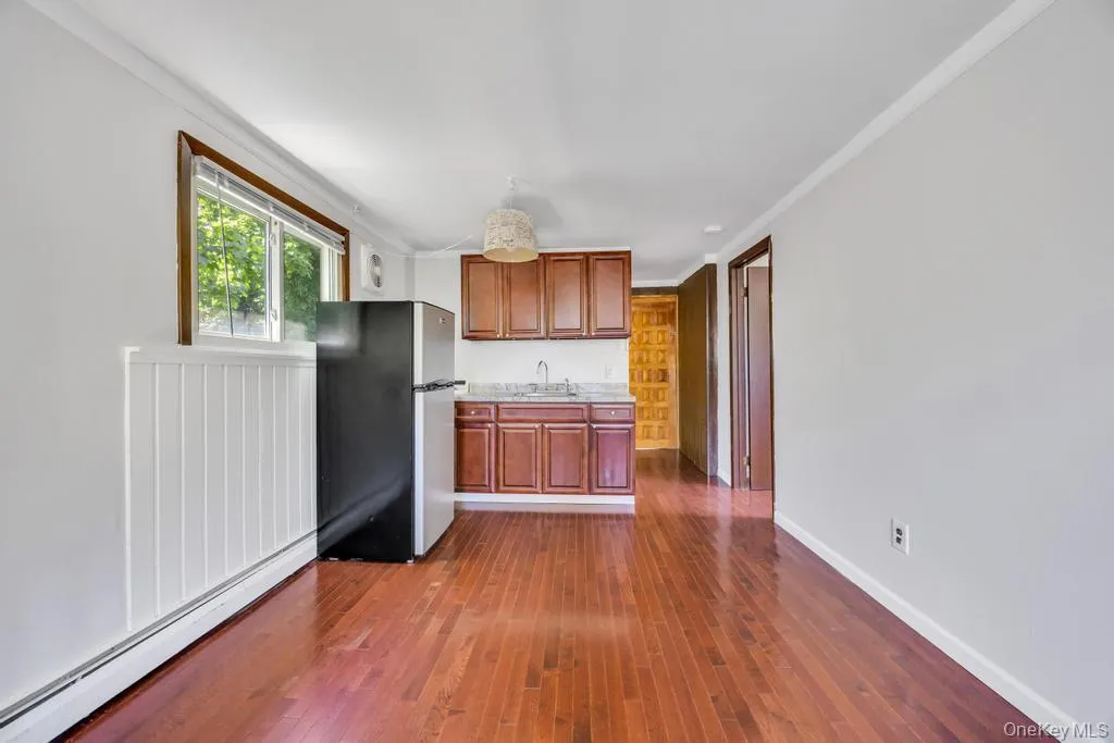 29 Pearsall Street, Babylon, NY, 4 Bedrooms Bedrooms, 7 Rooms Rooms,2 BathroomsBathrooms,Residential,For Rent,Pearsall,0,1009346 29 Pearsall Street, Babylon, NY, 4 Bedrooms Bedrooms, 7 Rooms Rooms,2 BathroomsBathrooms,Residential,For Rent,Pearsall,0,1009346