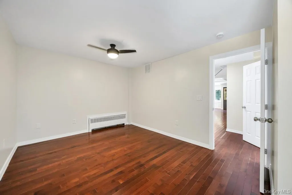 29 Pearsall Street, Babylon, NY, 4 Bedrooms Bedrooms, 7 Rooms Rooms,2 BathroomsBathrooms,Residential,For Rent,Pearsall,0,1009346 29 Pearsall Street, Babylon, NY, 4 Bedrooms Bedrooms, 7 Rooms Rooms,2 BathroomsBathrooms,Residential,For Rent,Pearsall,0,1009346