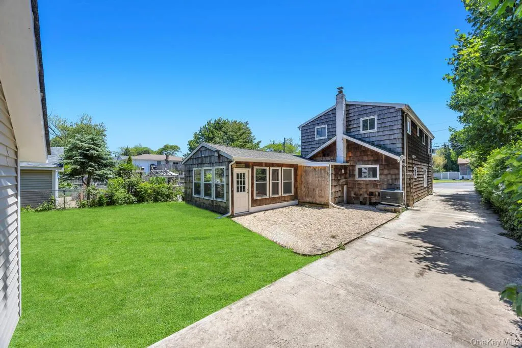 29 Pearsall Street, Babylon, NY, 4 Bedrooms Bedrooms, 7 Rooms Rooms,2 BathroomsBathrooms,Residential,For Rent,Pearsall,0,1009346 29 Pearsall Street, Babylon, NY, 4 Bedrooms Bedrooms, 7 Rooms Rooms,2 BathroomsBathrooms,Residential,For Rent,Pearsall,0,1009346