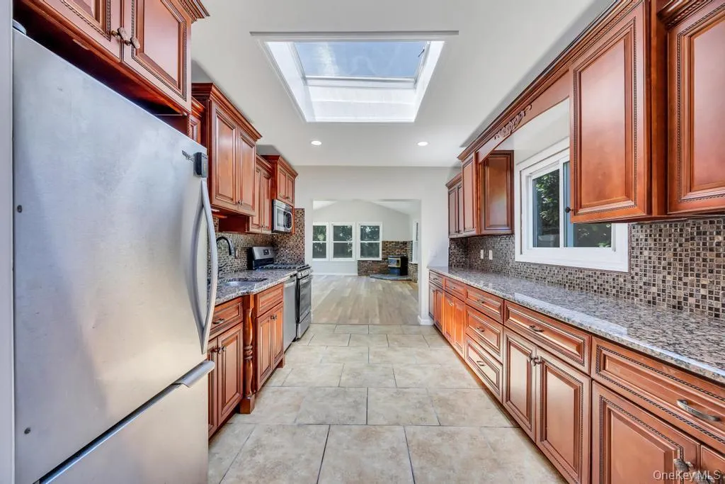 29 Pearsall Street, Babylon, NY, 4 Bedrooms Bedrooms, 7 Rooms Rooms,2 BathroomsBathrooms,Residential,For Rent,Pearsall,0,1009346 29 Pearsall Street, Babylon, NY, 4 Bedrooms Bedrooms, 7 Rooms Rooms,2 BathroomsBathrooms,Residential,For Rent,Pearsall,0,1009346
