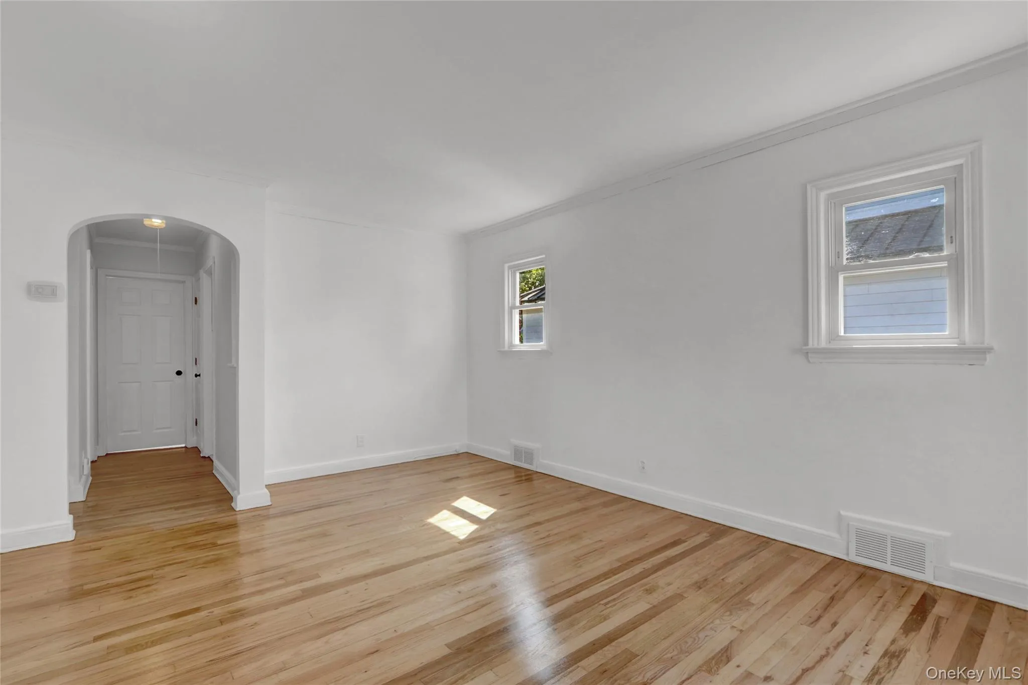 322 Harvard Road, Hempstead, NY, 4 Bedrooms Bedrooms, 7 Rooms Rooms,1 BathroomBathrooms,Residential Lease,For Rent,Harvard,0,1009348 322 Harvard Road, Hempstead, NY, 4 Bedrooms Bedrooms, 7 Rooms Rooms,1 BathroomBathrooms,Residential Lease,For Rent,Harvard,0,1009348