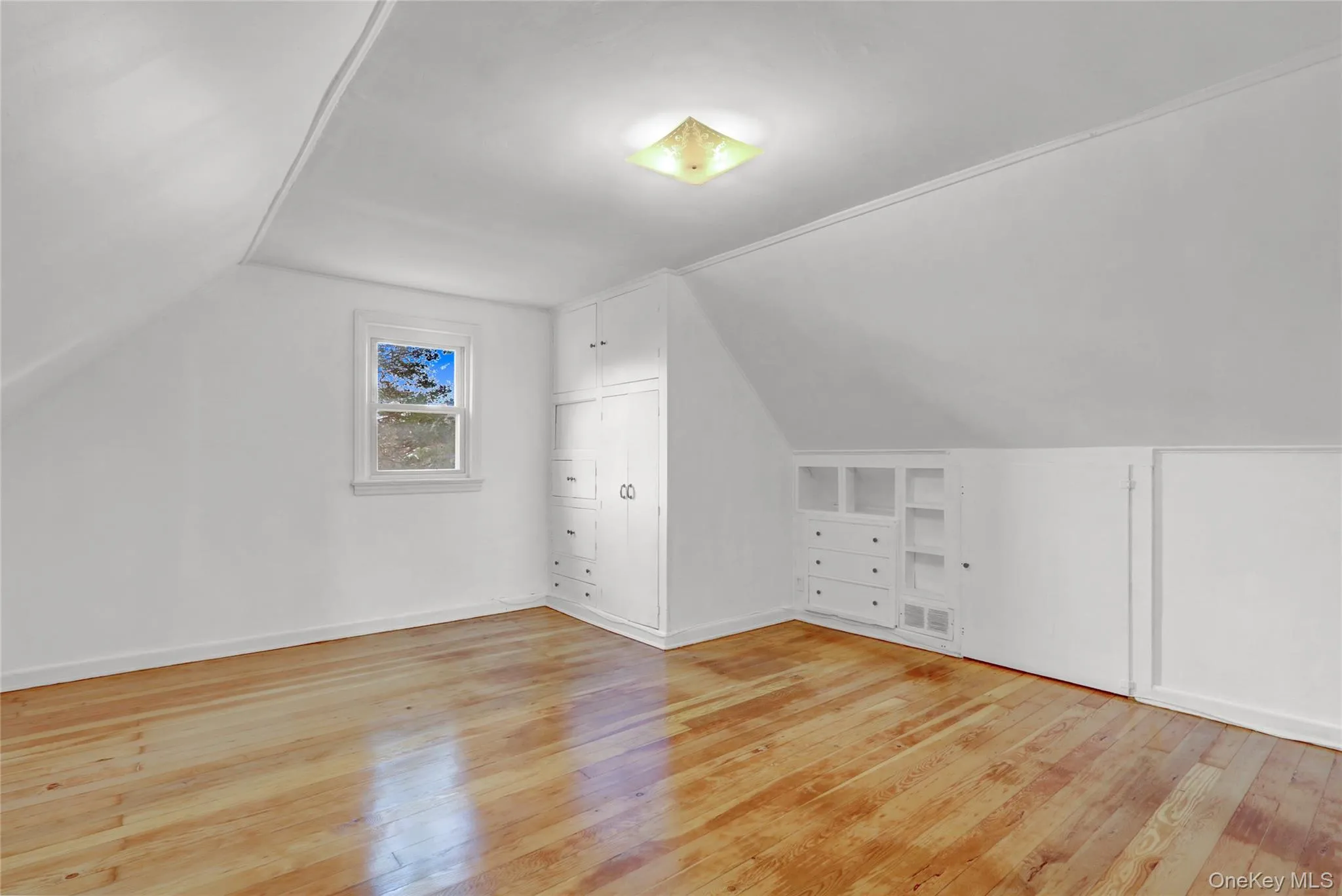 322 Harvard Road, Hempstead, NY, 4 Bedrooms Bedrooms, 7 Rooms Rooms,1 BathroomBathrooms,Residential Lease,For Rent,Harvard,0,1009348 322 Harvard Road, Hempstead, NY, 4 Bedrooms Bedrooms, 7 Rooms Rooms,1 BathroomBathrooms,Residential Lease,For Rent,Harvard,0,1009348