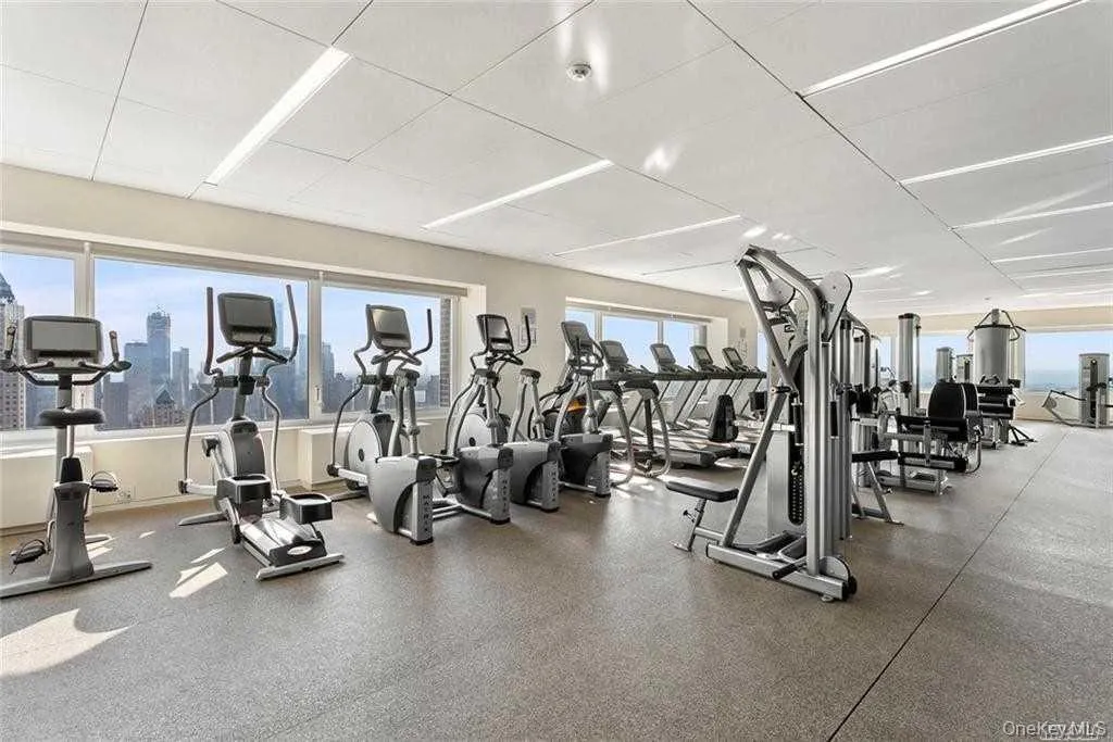 322 W 57TH ST UNIT30V NEW 57 TH ST, New York, NY, 2 Rooms Rooms,1 BathroomBathrooms,Residential Lease,For Rent,57 TH ST,0,1009351 322 W 57TH ST UNIT30V NEW 57 TH ST, New York, NY, 2 Rooms Rooms,1 BathroomBathrooms,Residential Lease,For Rent,57 TH ST,0,1009351