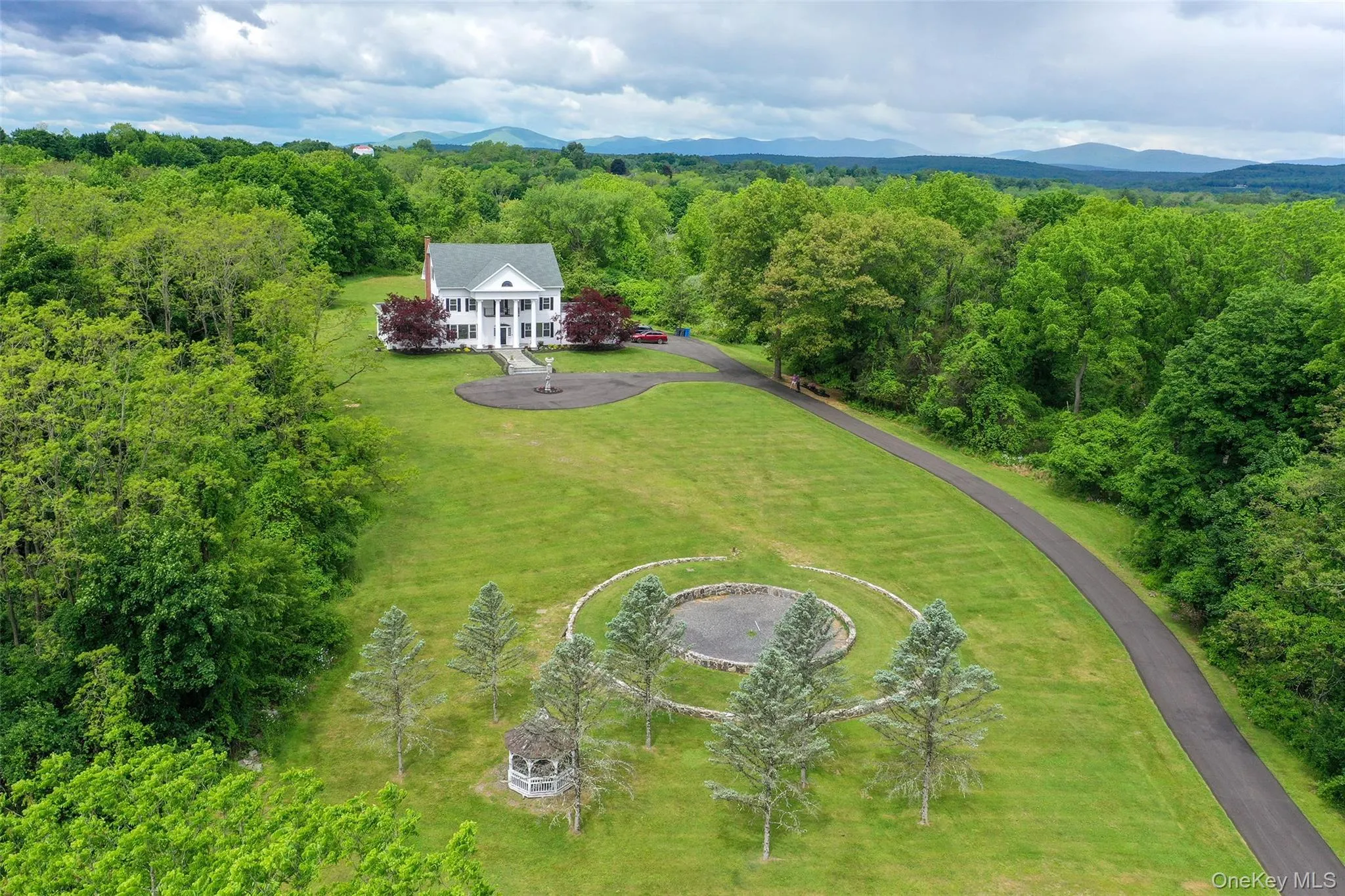 25 Glen Street, Kingston, NY, 3 Bedrooms Bedrooms, 9 Rooms Rooms,6 BathroomsBathrooms,Residential,For Rent,Glen,0,1009353 25 Glen Street, Kingston, NY, 3 Bedrooms Bedrooms, 9 Rooms Rooms,6 BathroomsBathrooms,Residential,For Rent,Glen,0,1009353